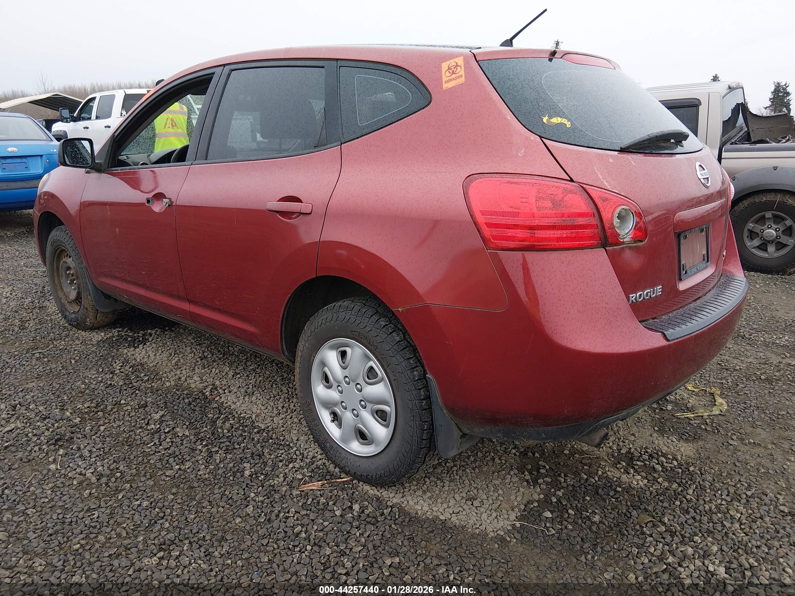 NISSAN ROGUE image 3
