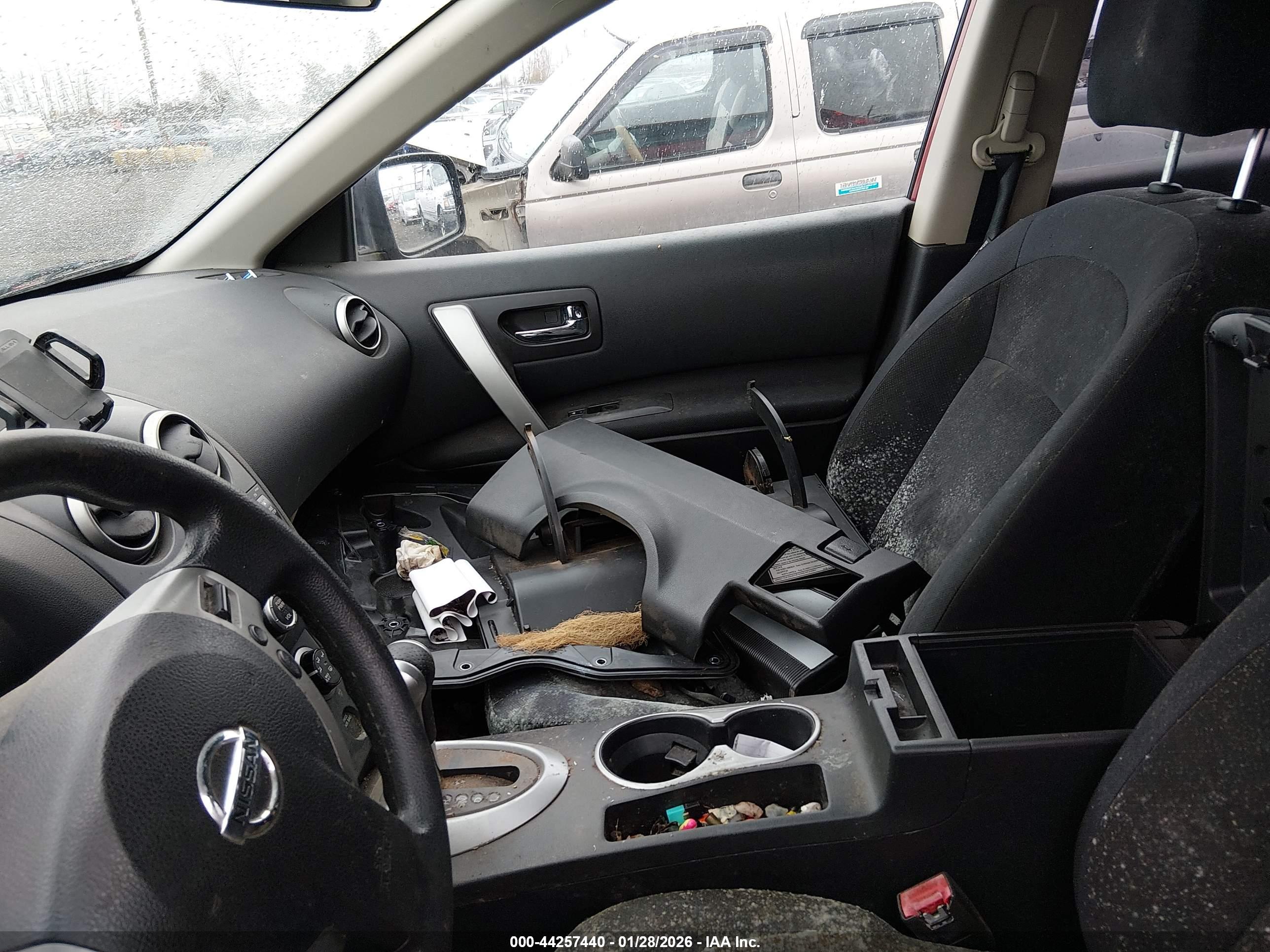 NISSAN ROGUE image 5