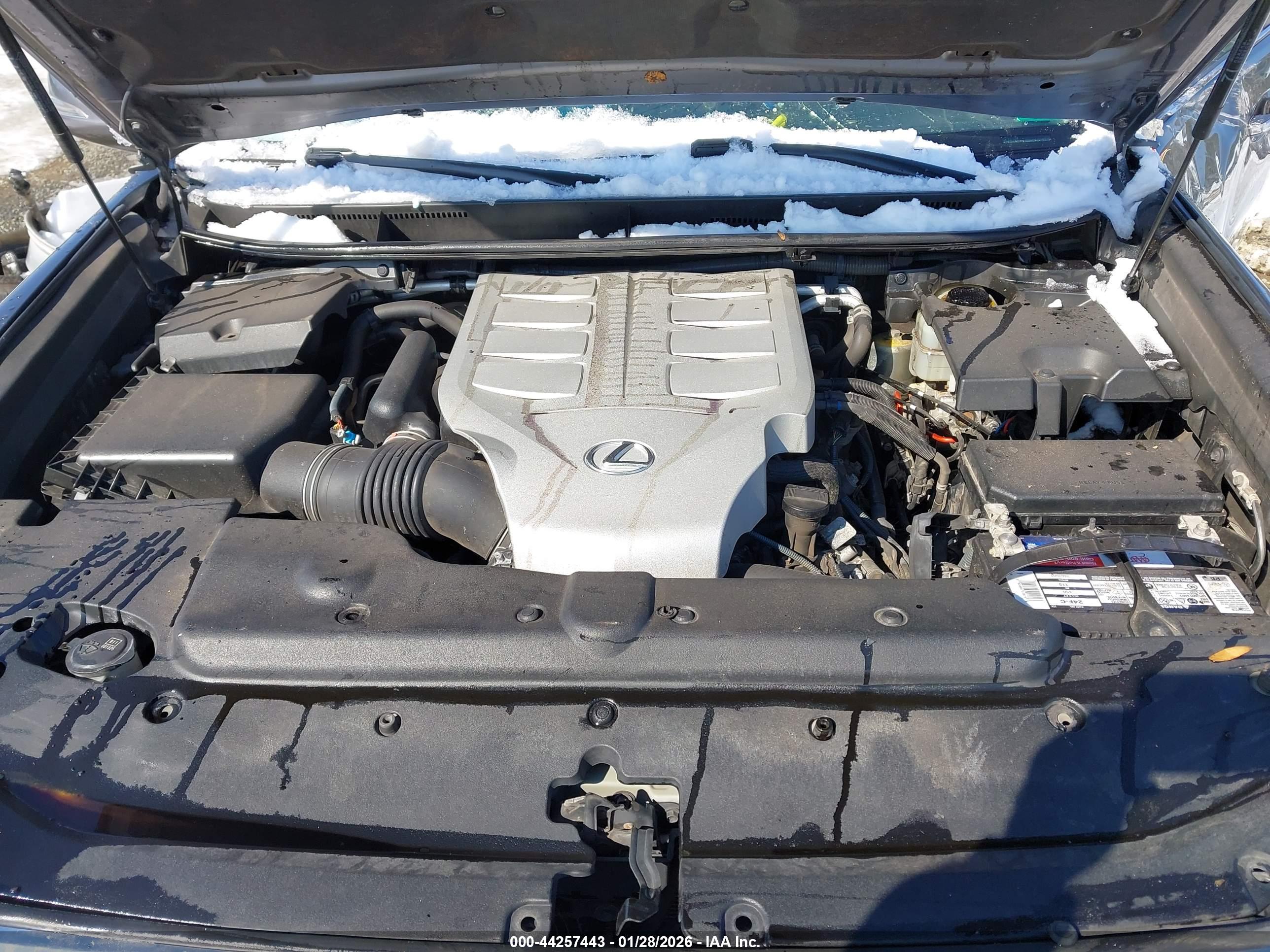 LEXUS GX image 10