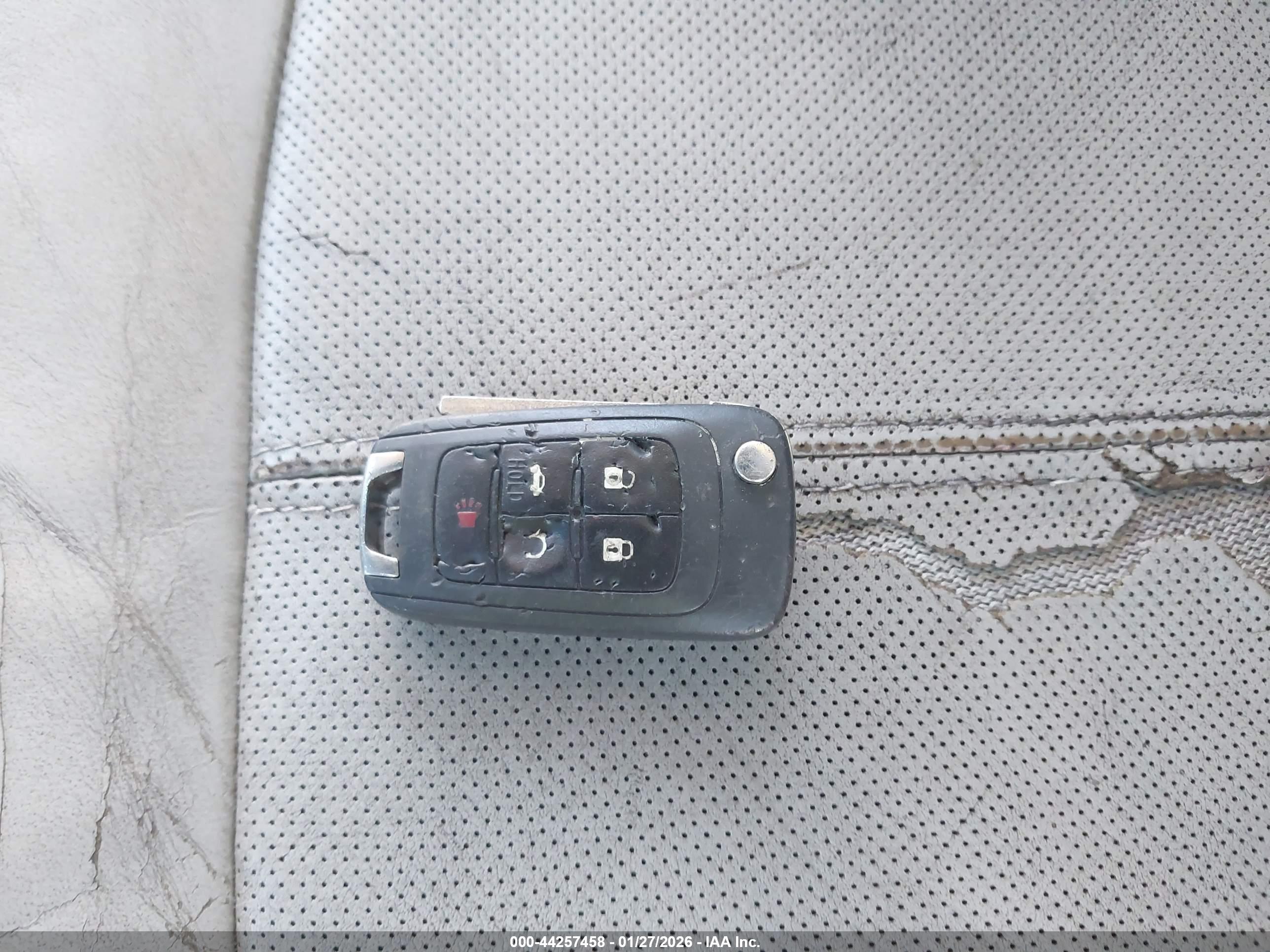 BUICK LACROSSE image 11