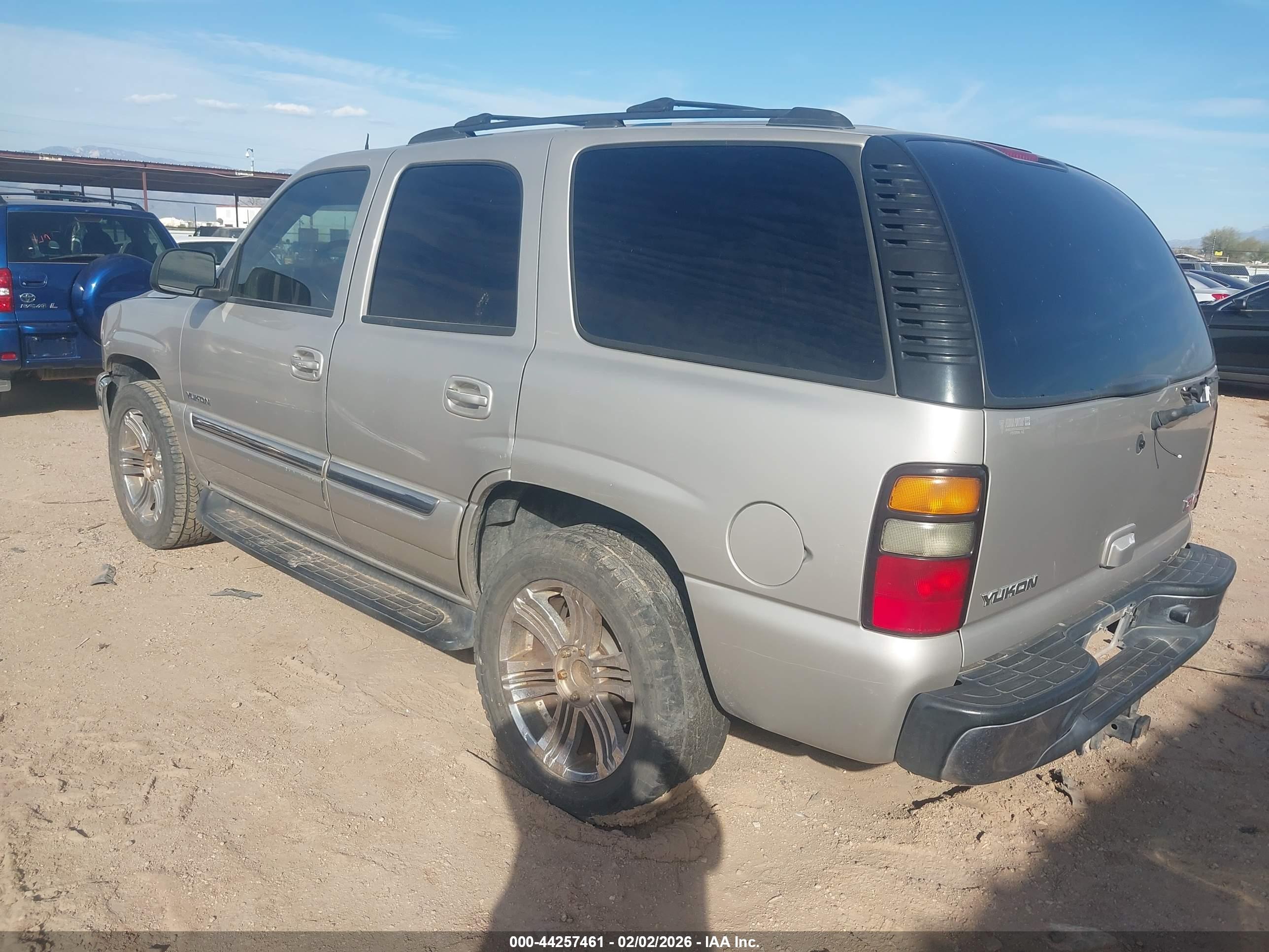 GMC YUKON image 3