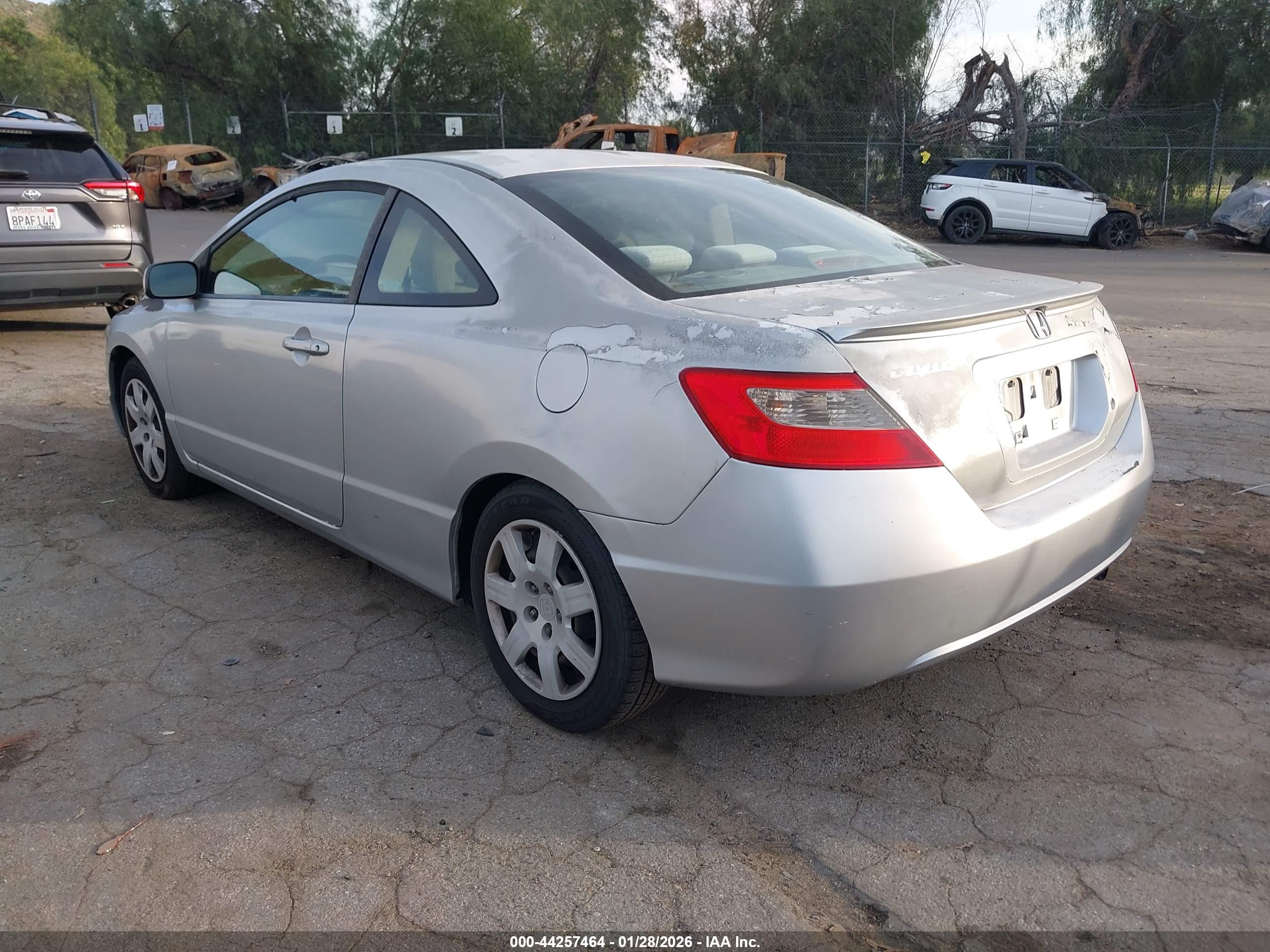 HONDA CIVIC image 3