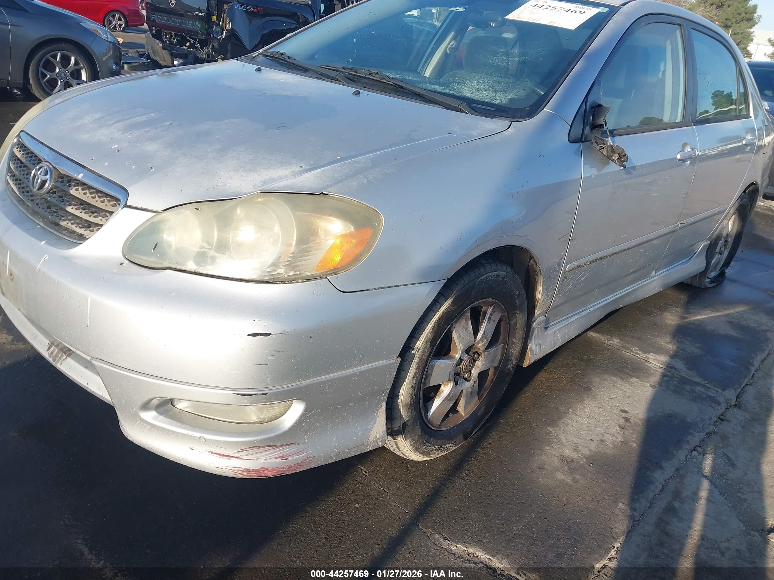 TOYOTA COROLLA image 6