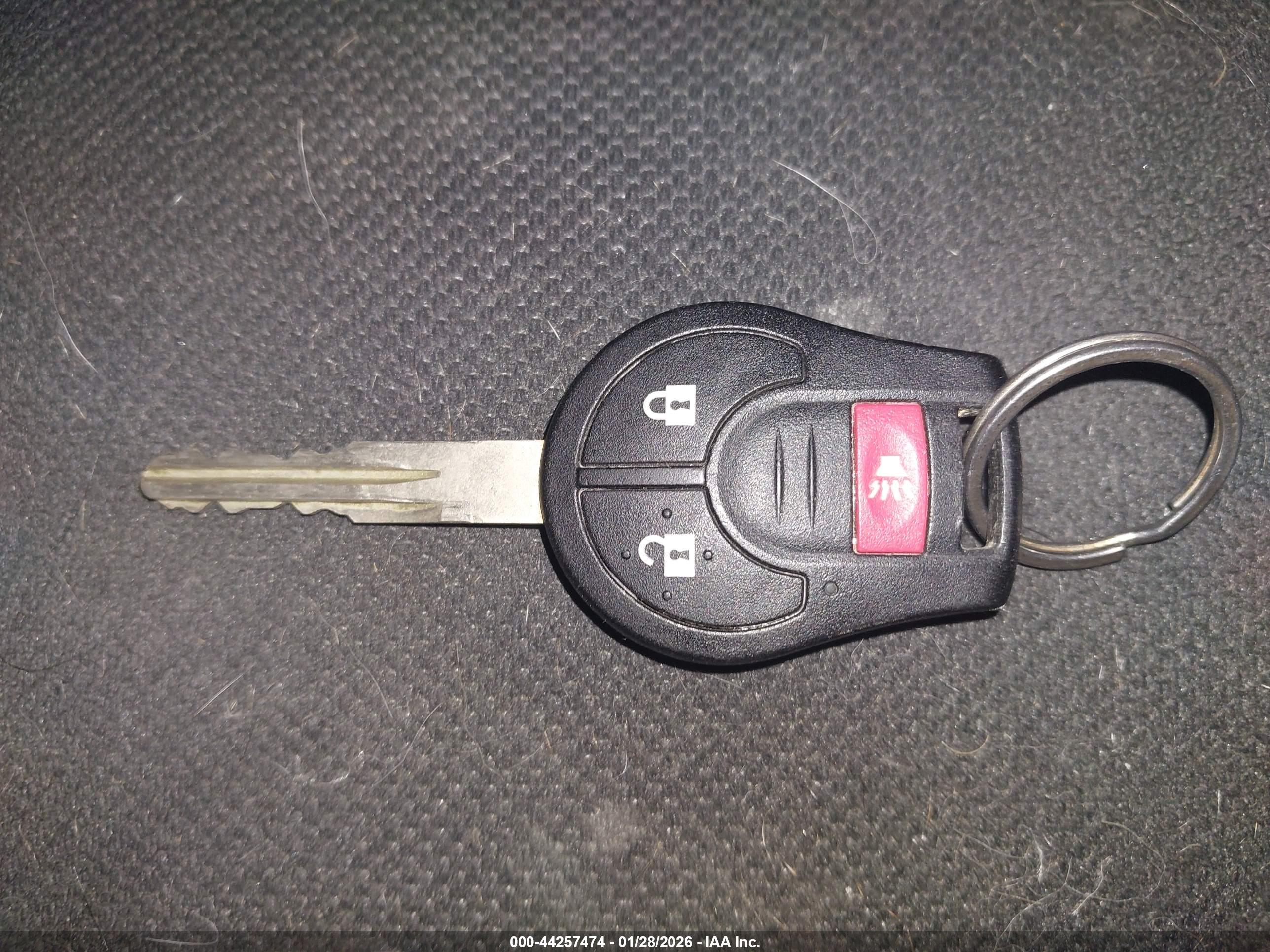 NISSAN ROGUE image 11