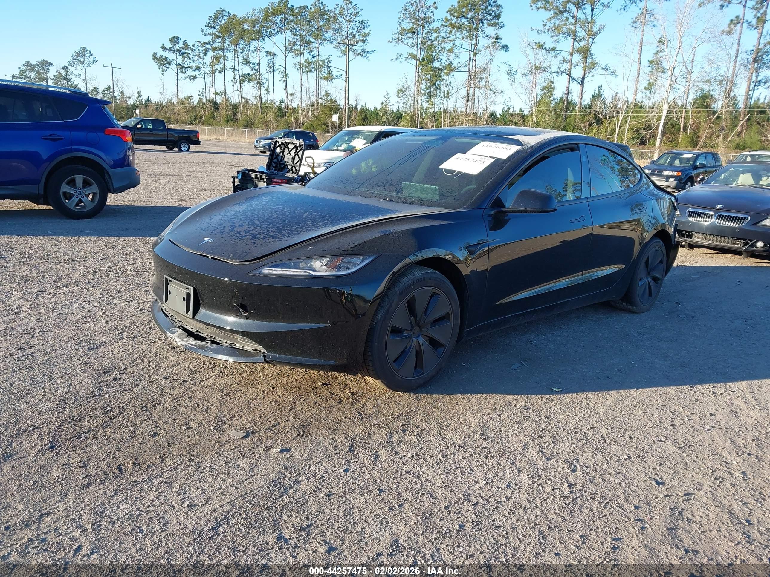 TESLA MODEL image 2