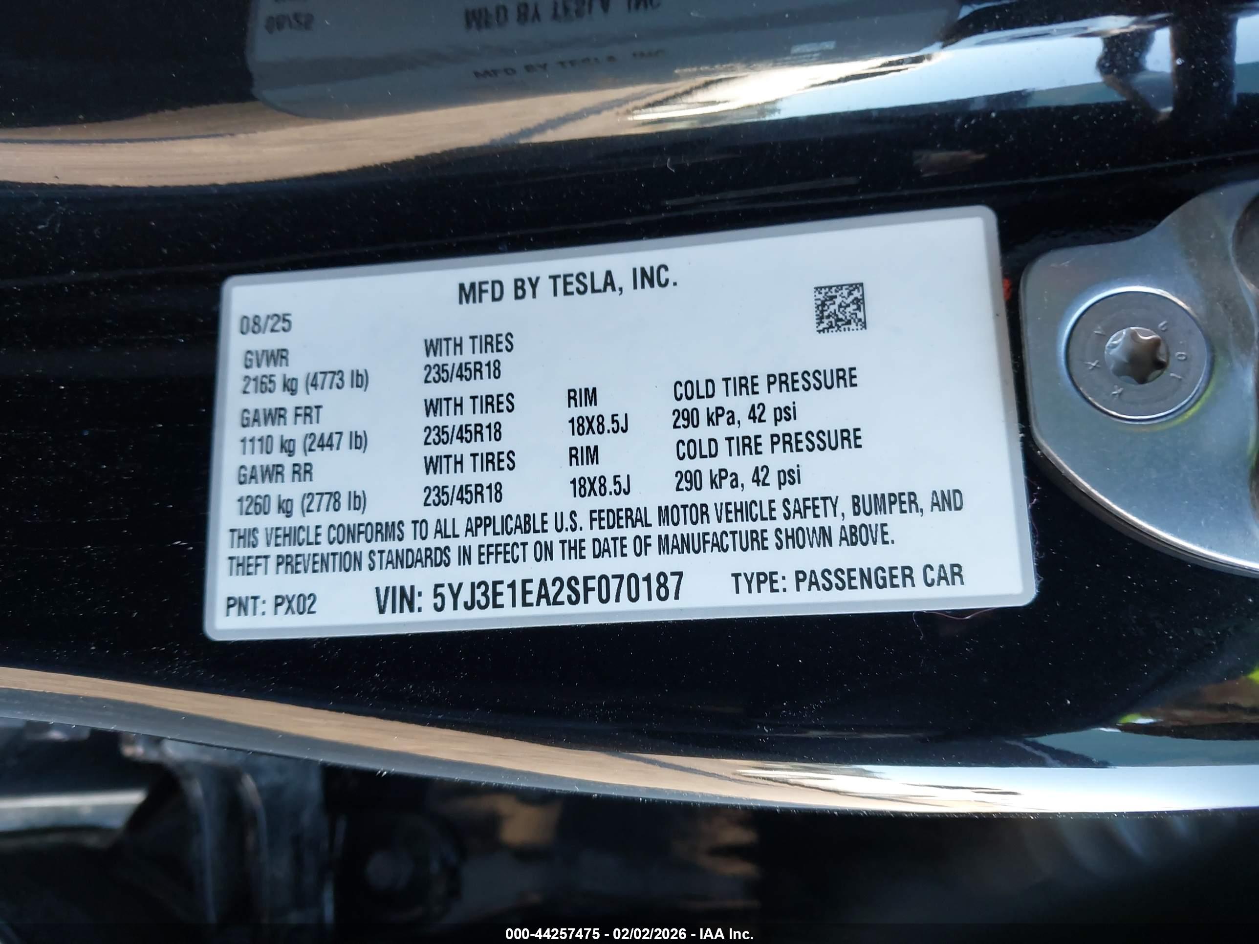 TESLA MODEL image 9