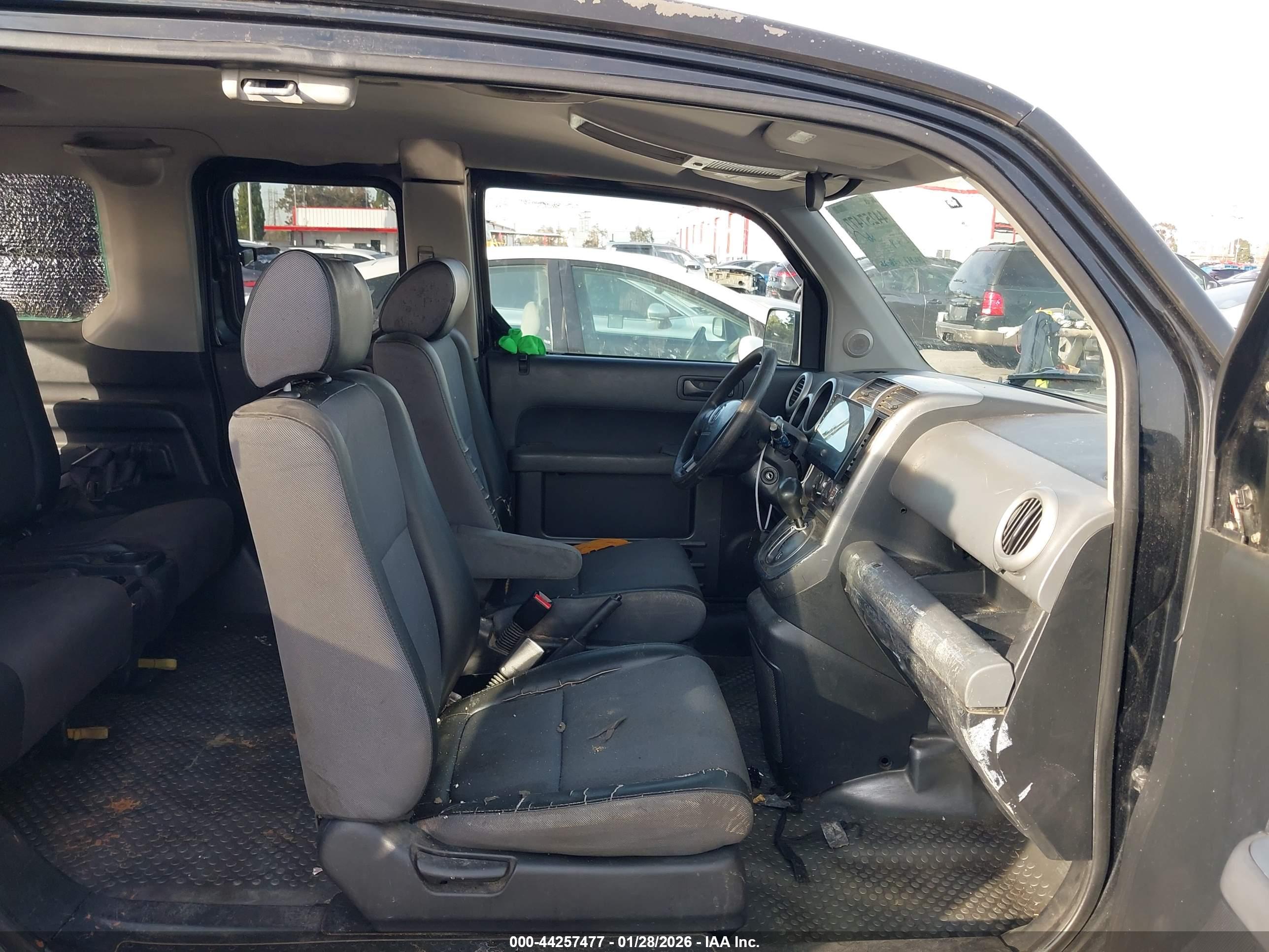 HONDA ELEMENT image 5