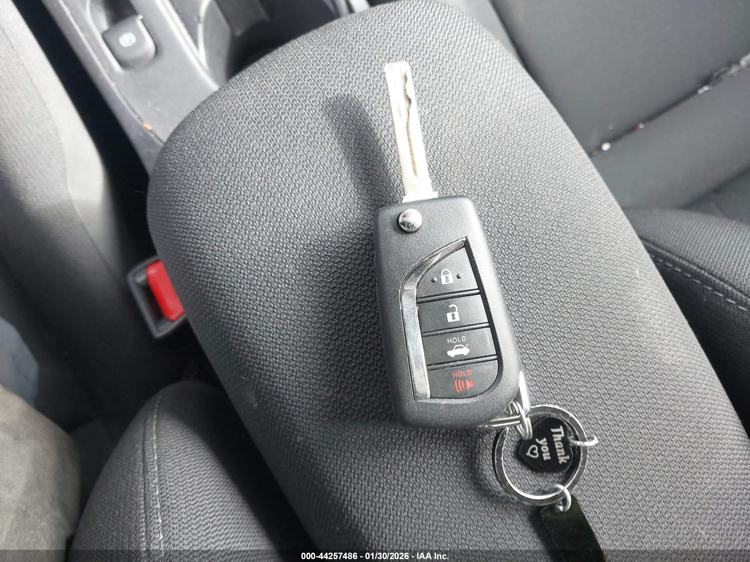 TOYOTA COROLLA image 11