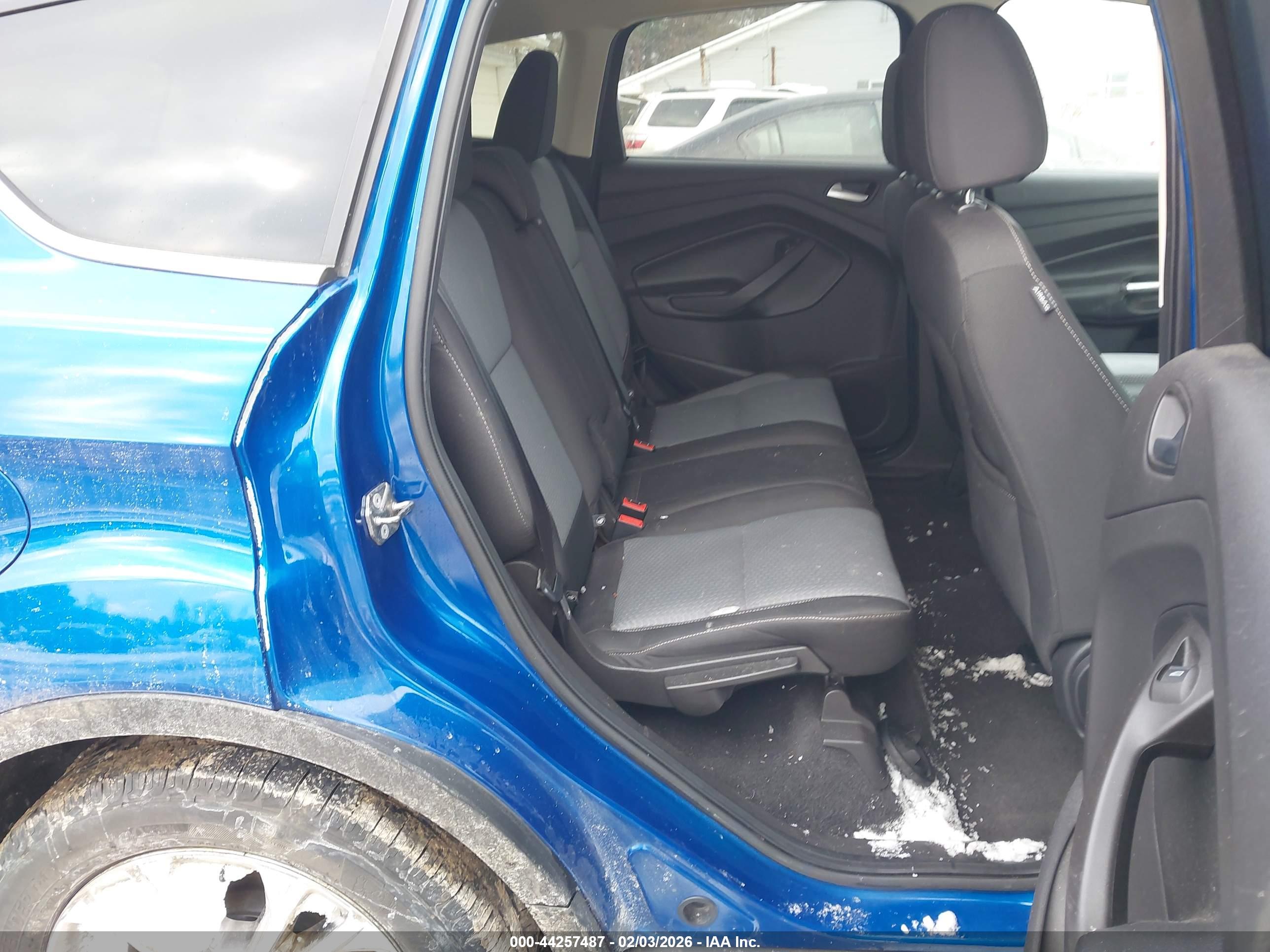 FORD ESCAPE image 8