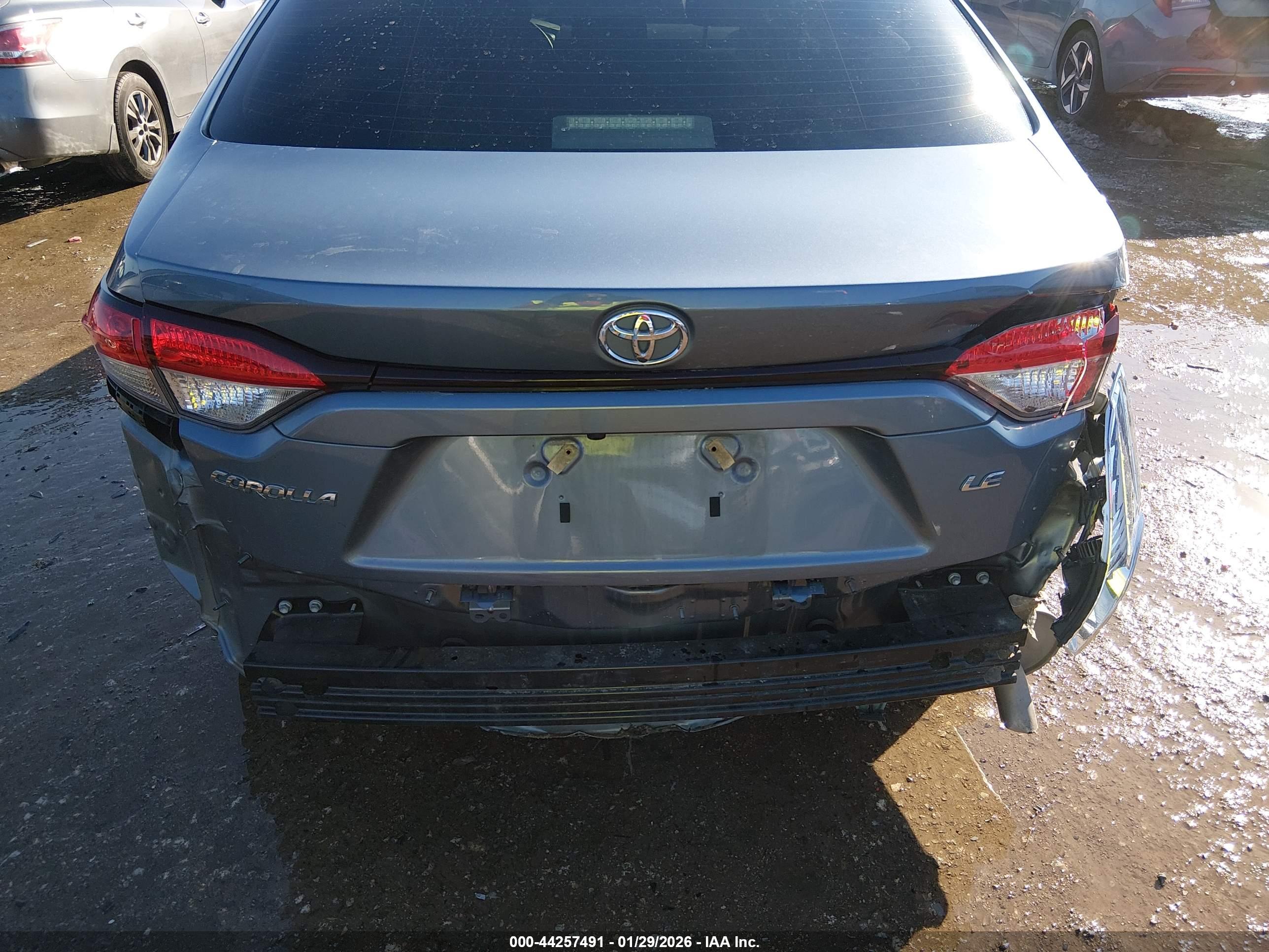 TOYOTA COROLLA image 6