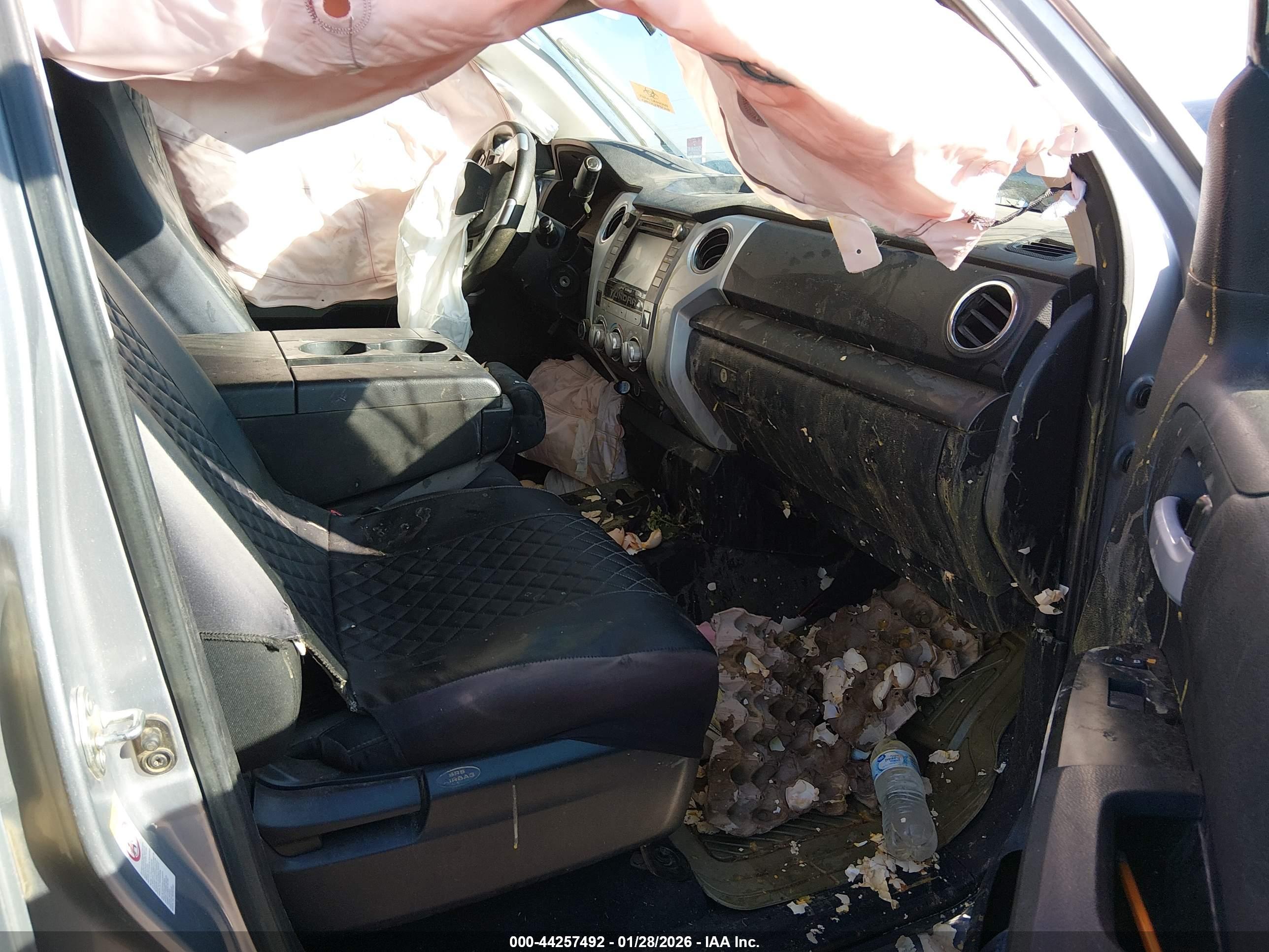 TOYOTA TUNDRA image 5