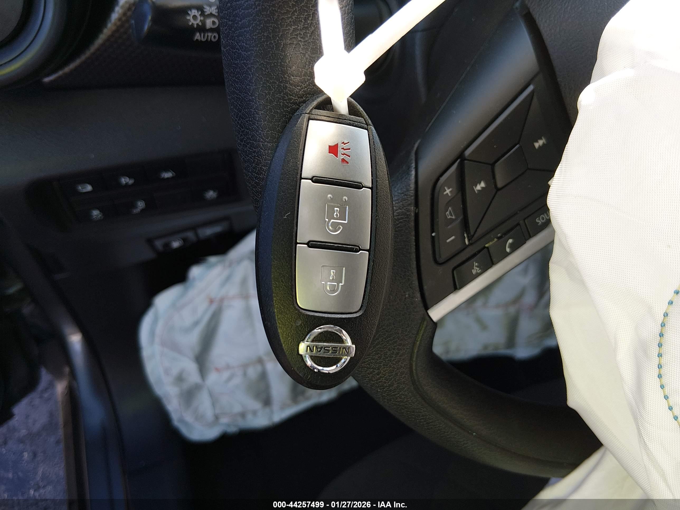 NISSAN KICKS image 11