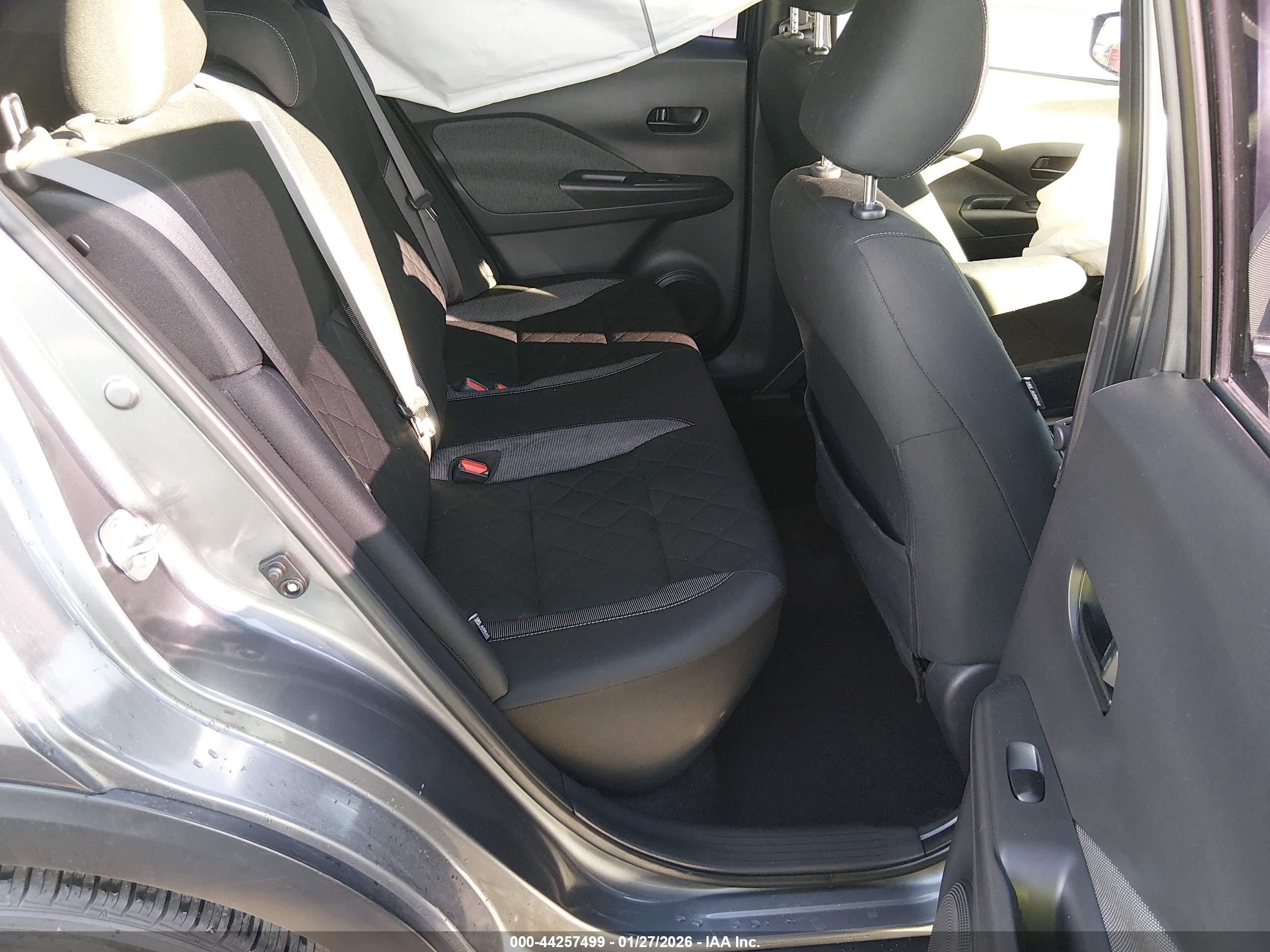 NISSAN KICKS image 8