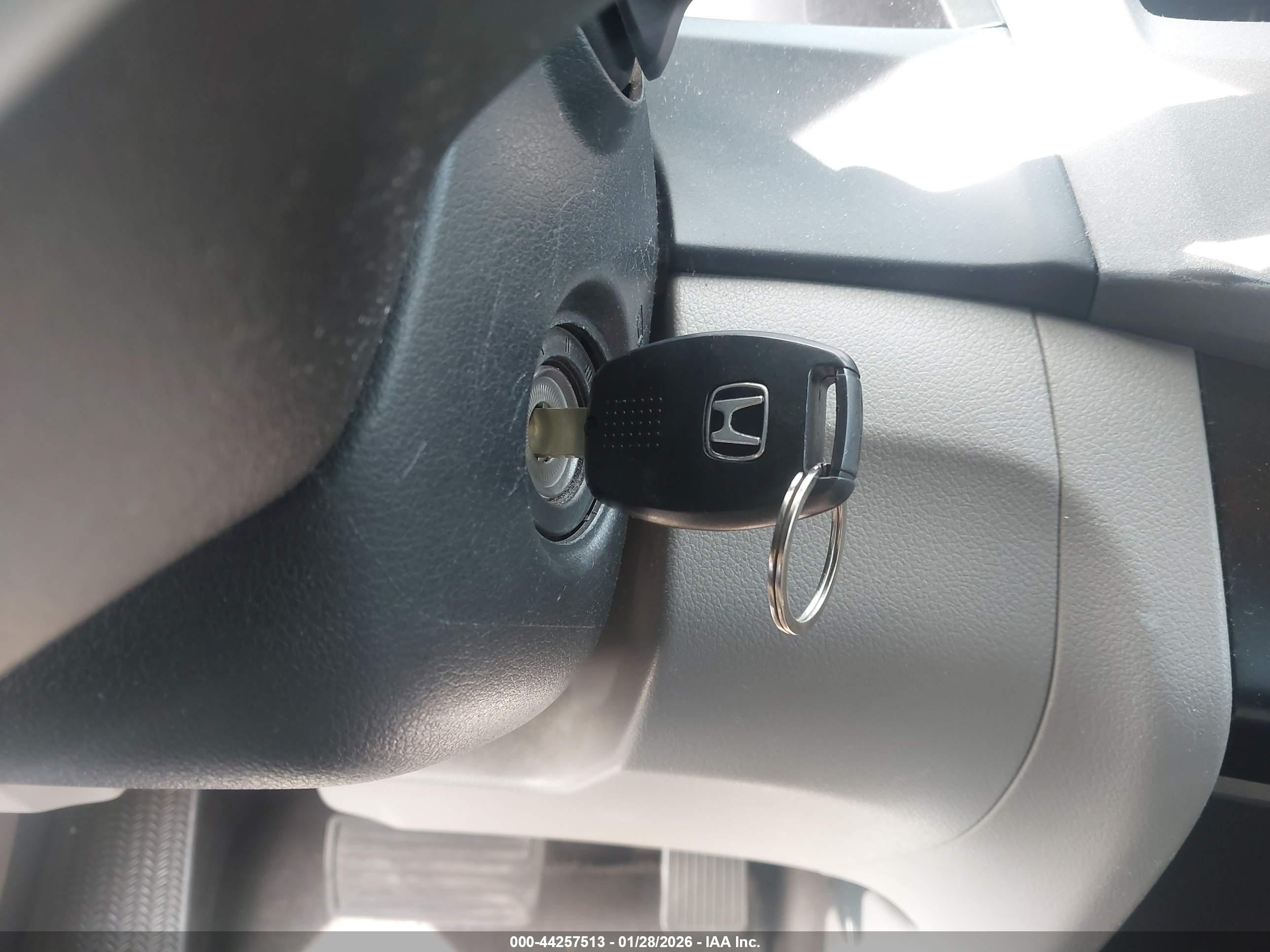 HONDA CIVIC image 11