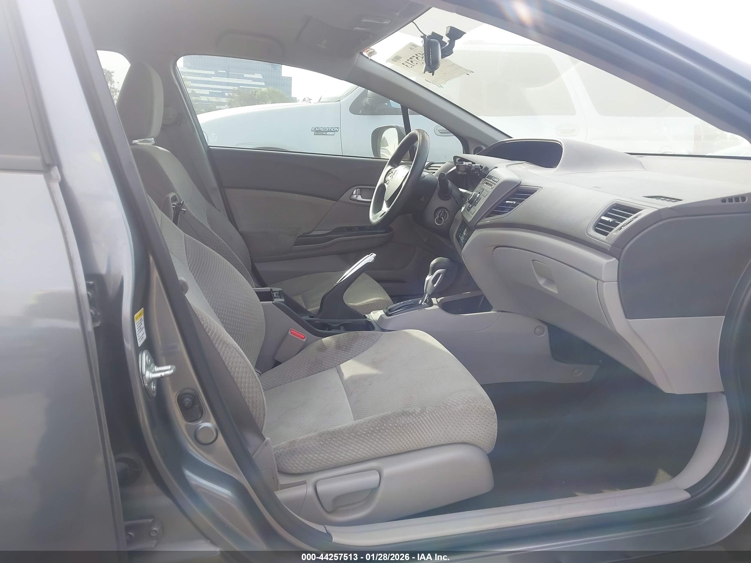 HONDA CIVIC image 5
