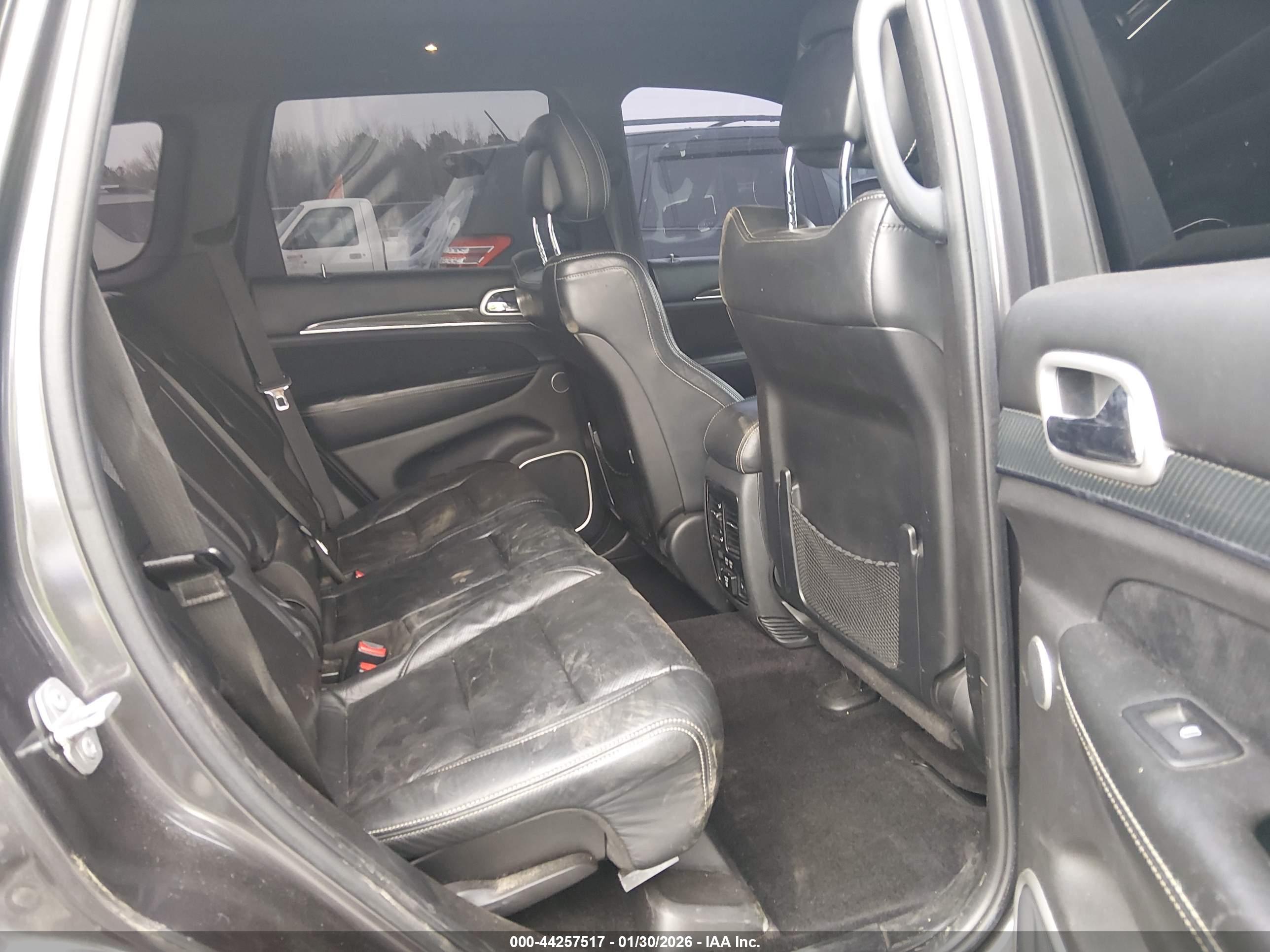 JEEP GRAND image 8