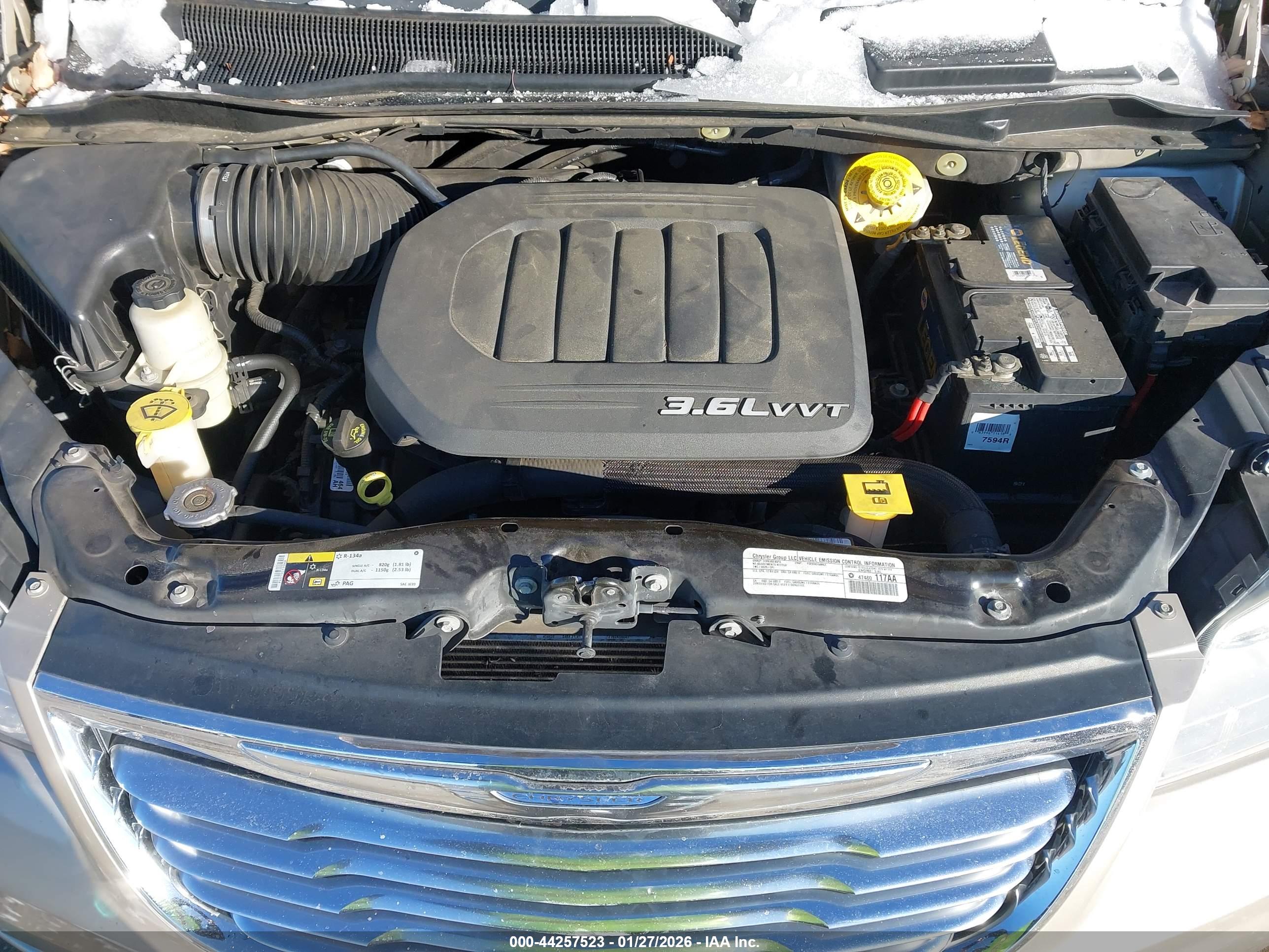 CHRYSLER TOWN image 10