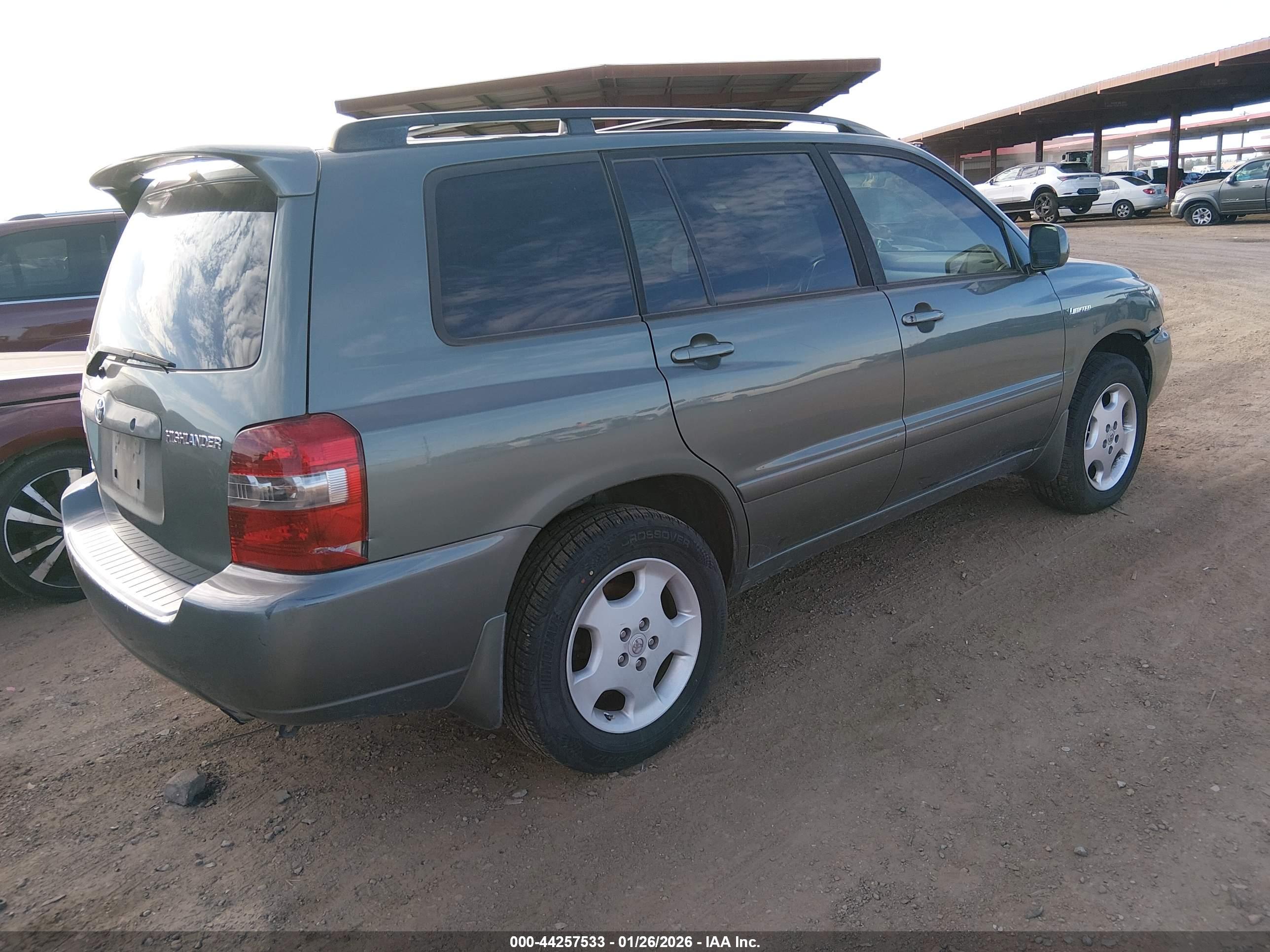 TOYOTA HIGHLANDER image 4