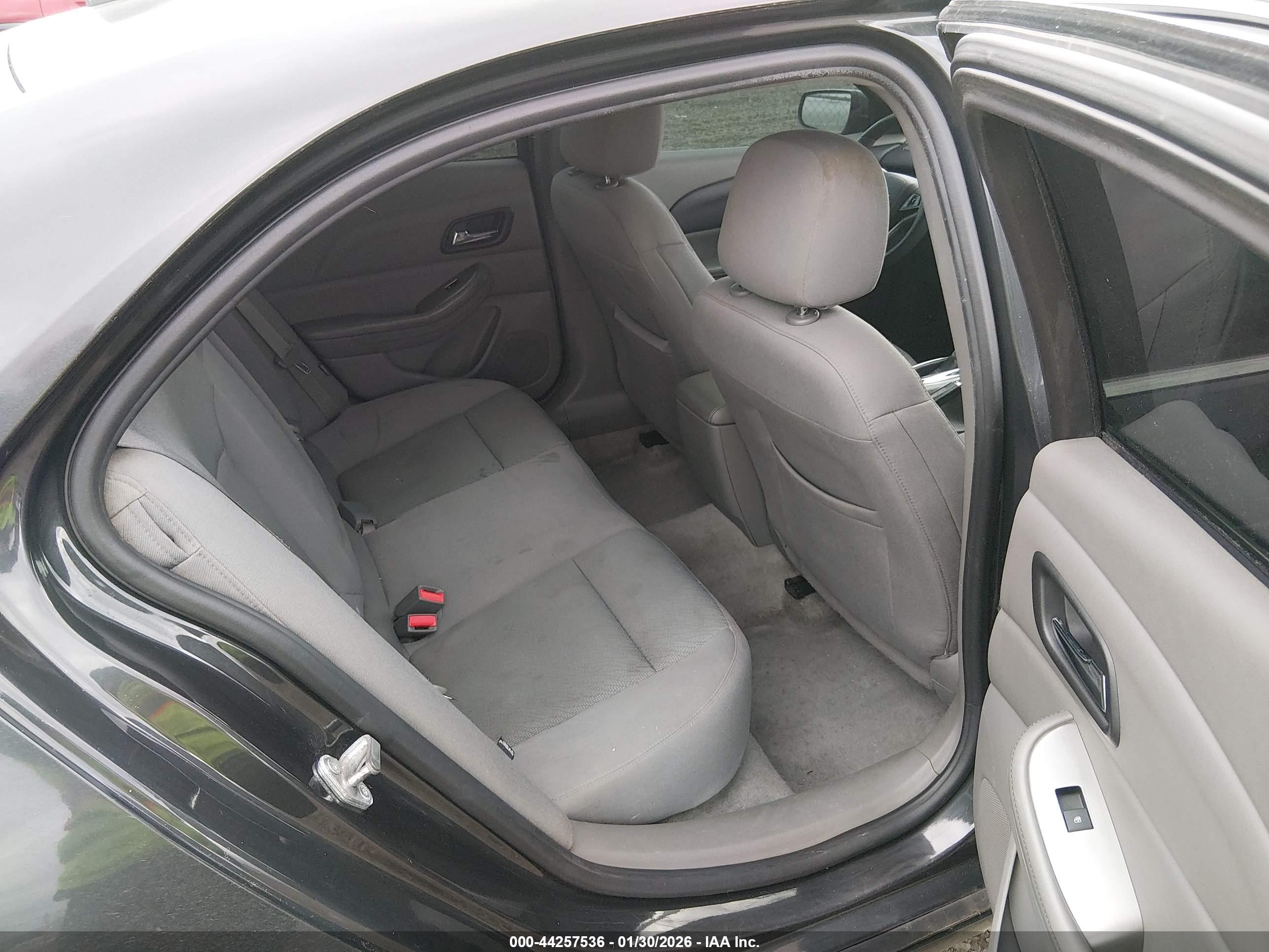 CHEVROLET MALIBU image 8