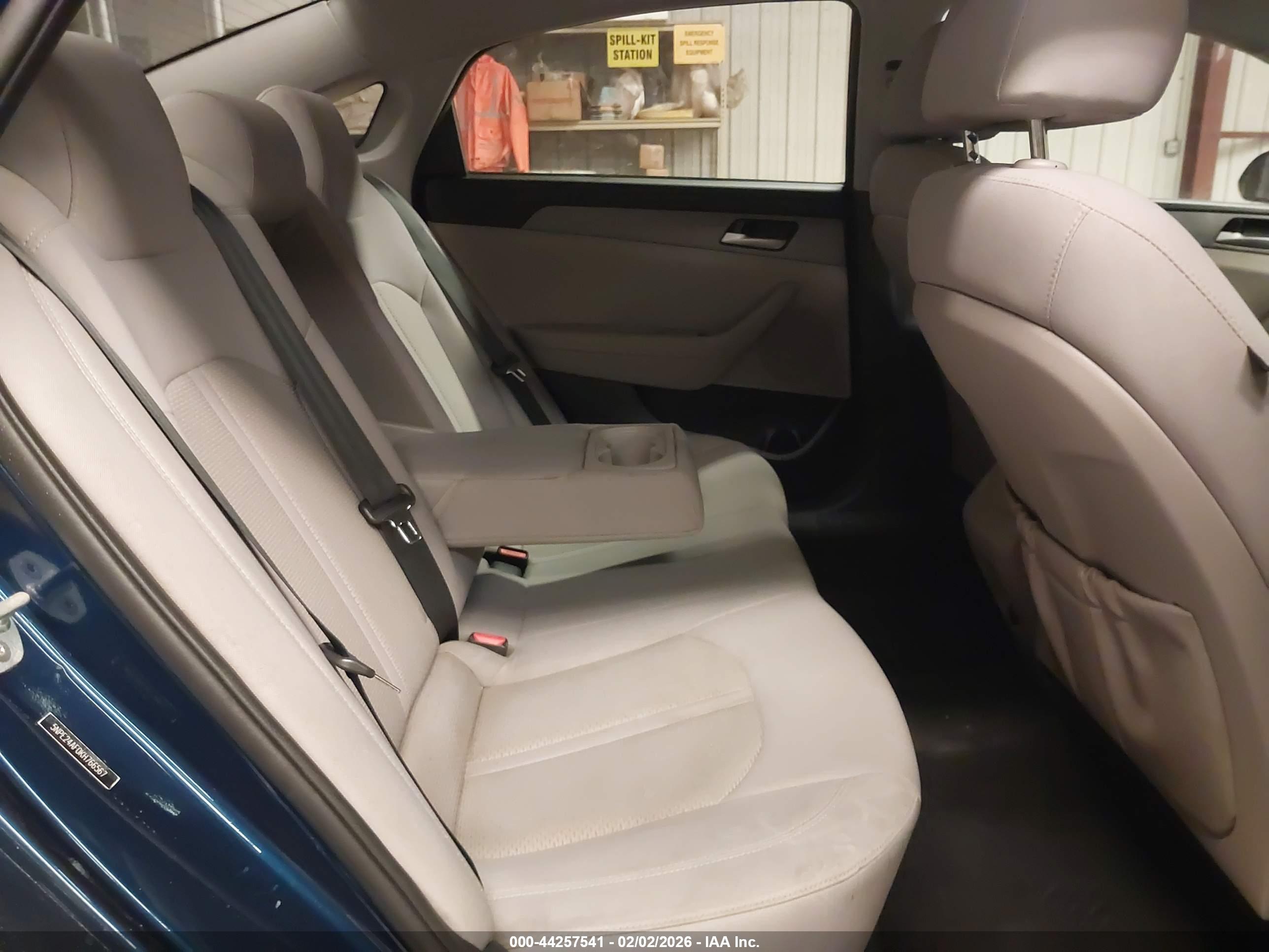 HYUNDAI SONATA image 8
