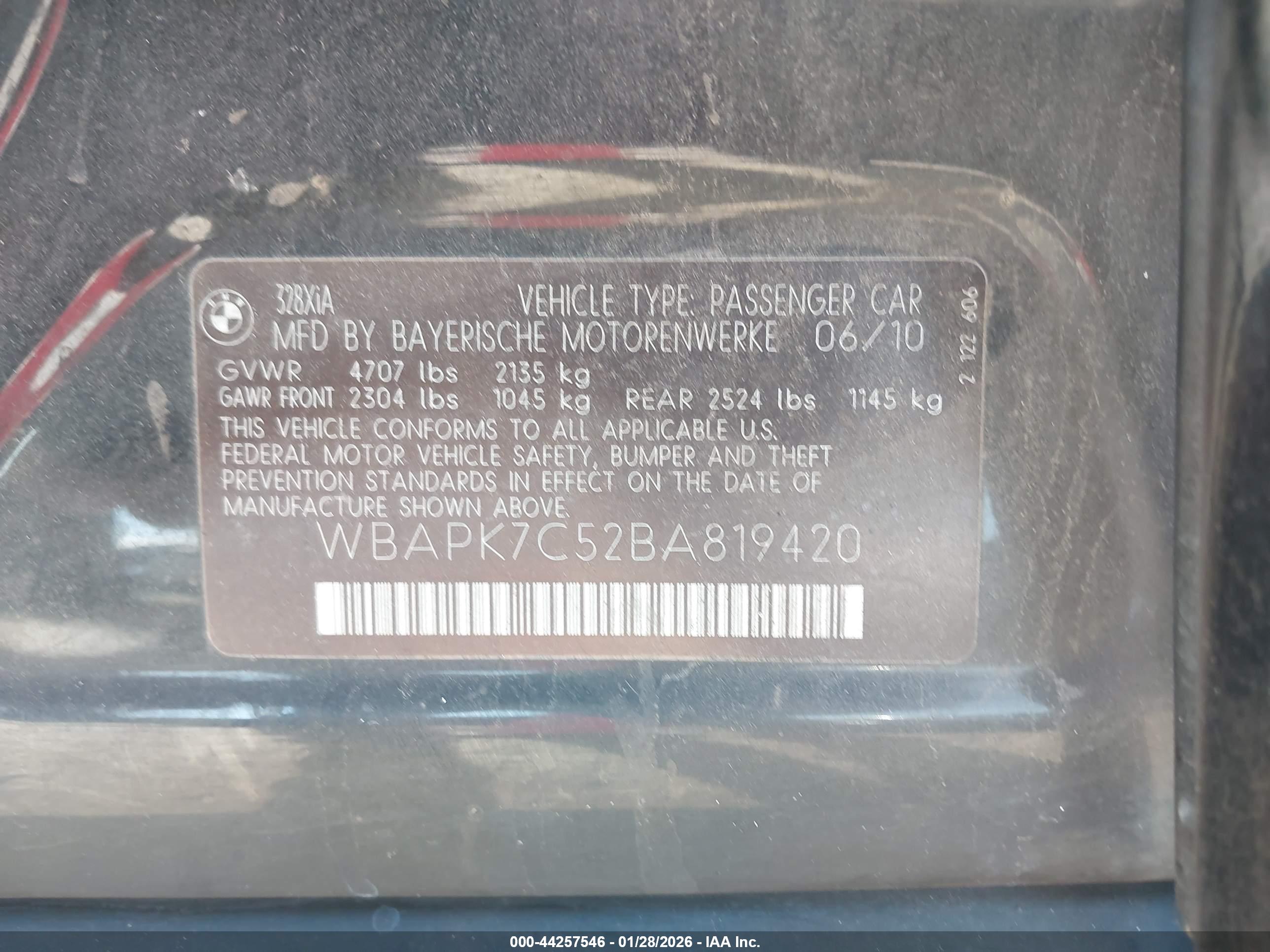 BMW 328I image 9
