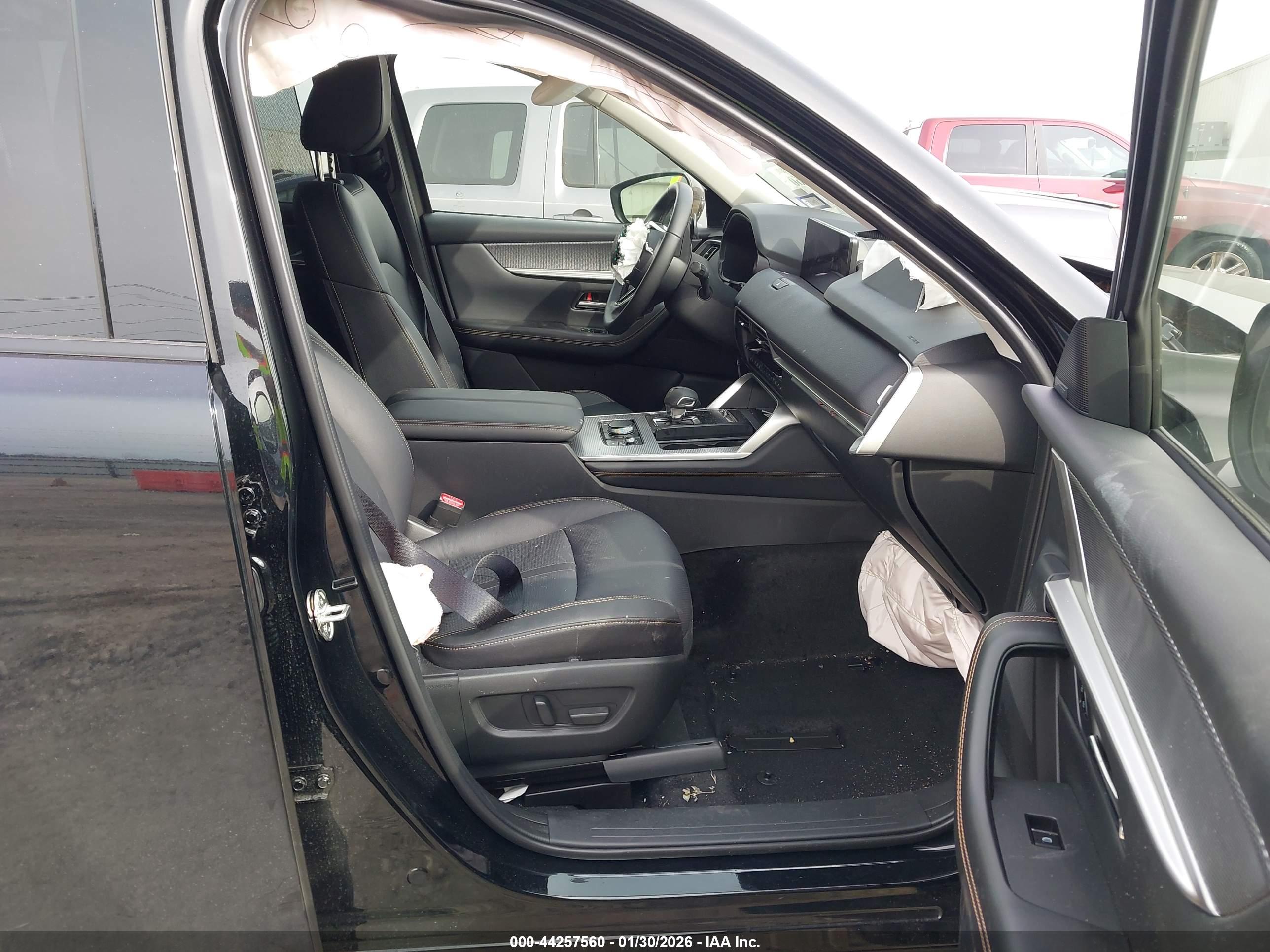 MAZDA CX-90 image 5