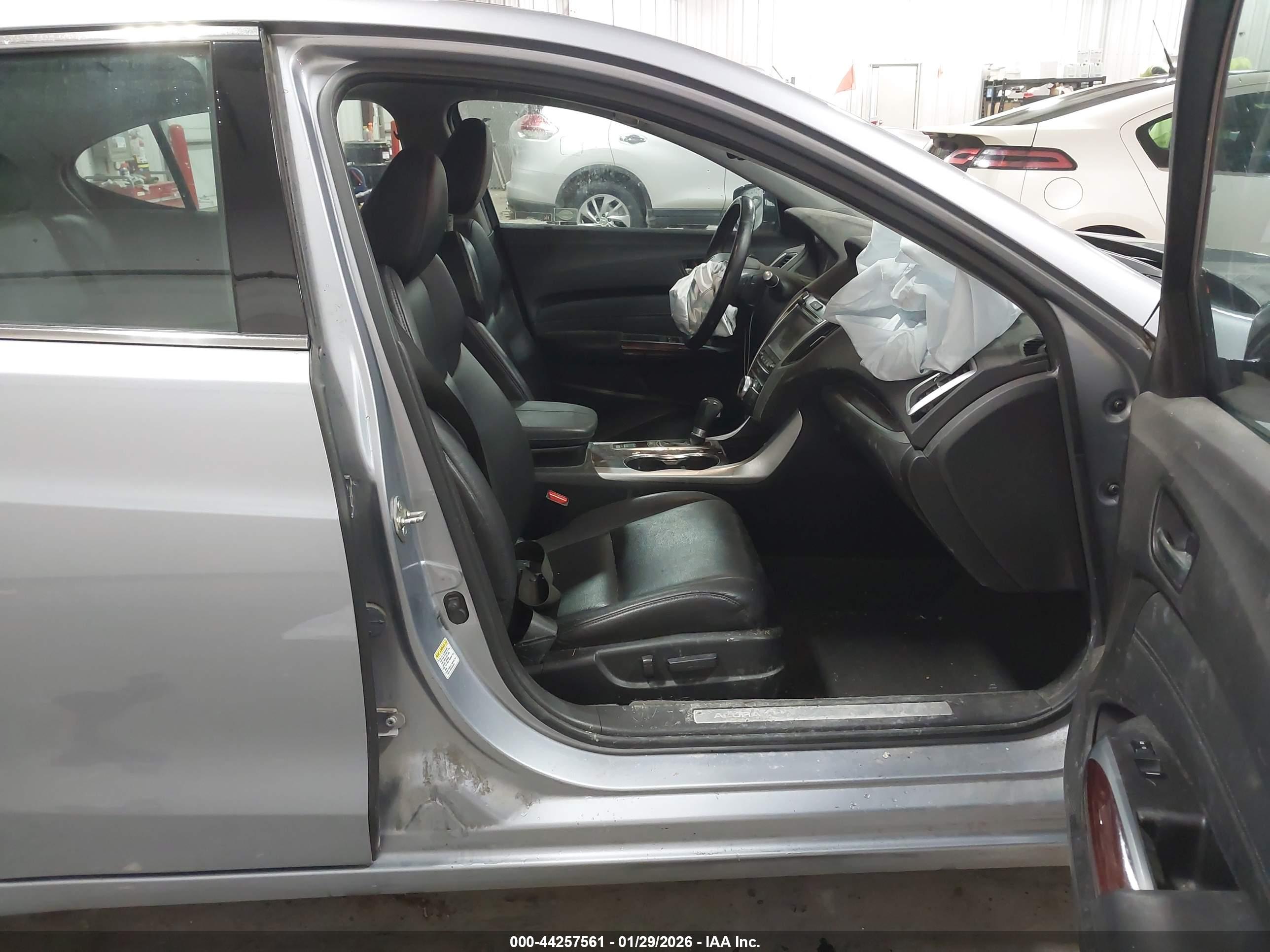 ACURA TLX image 5
