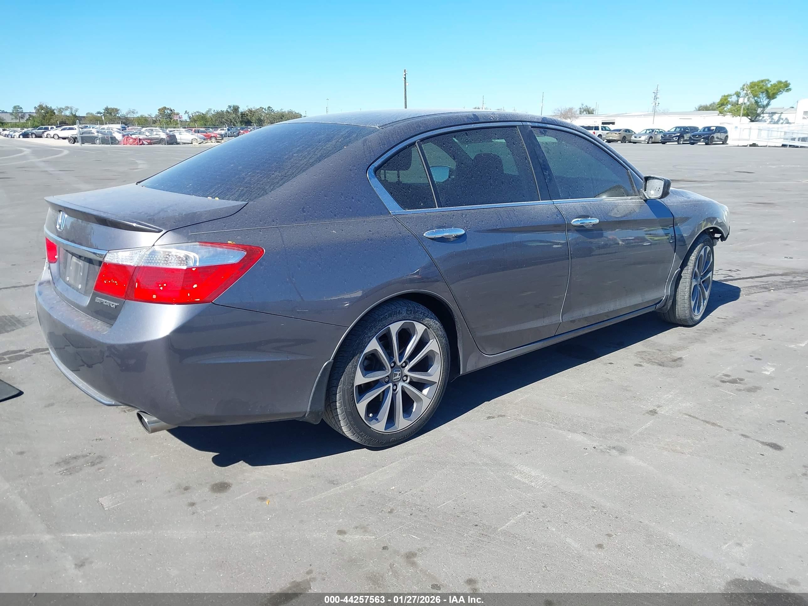 HONDA ACCORD image 4