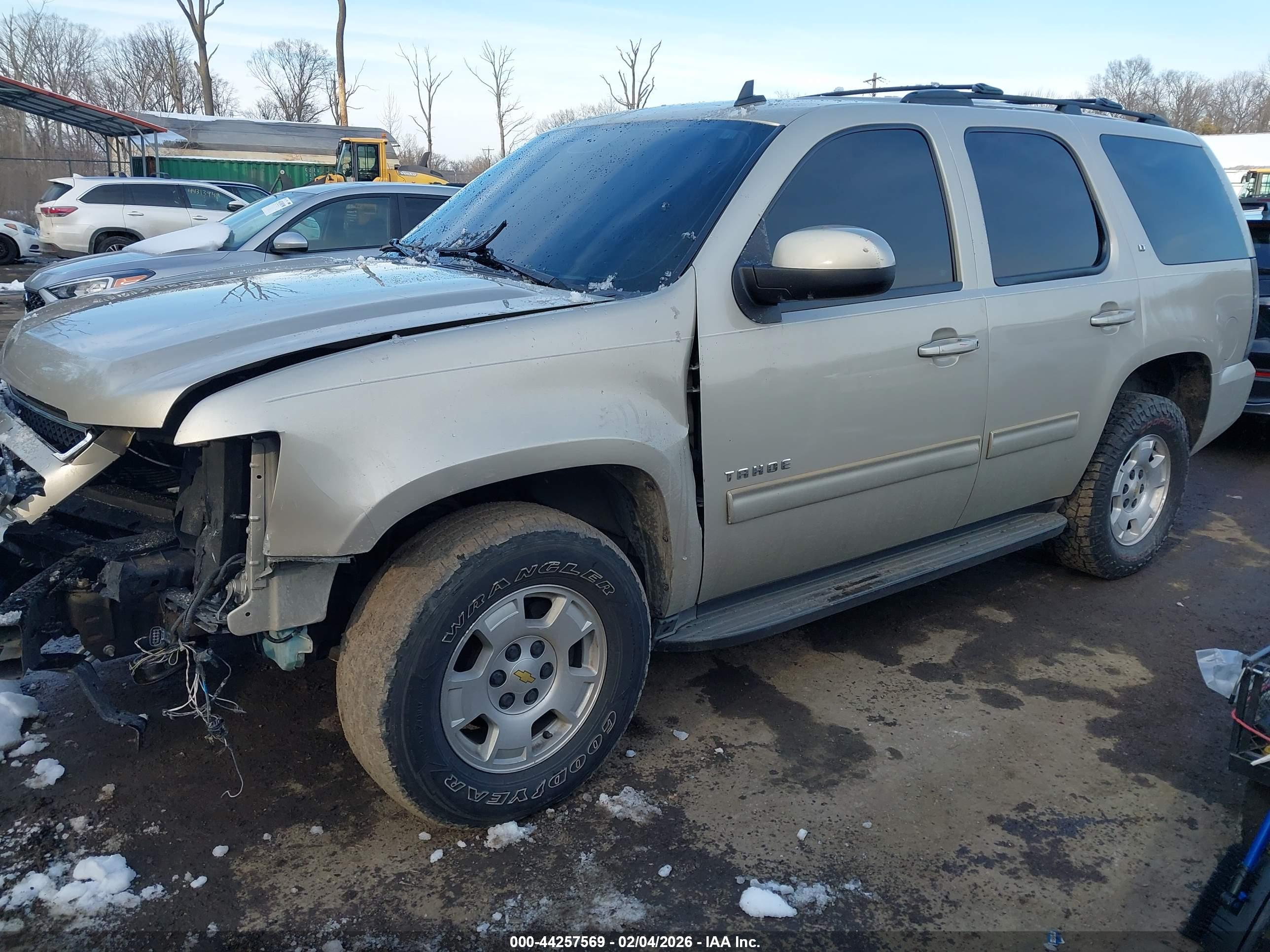 CHEVROLET TAHOE image 2