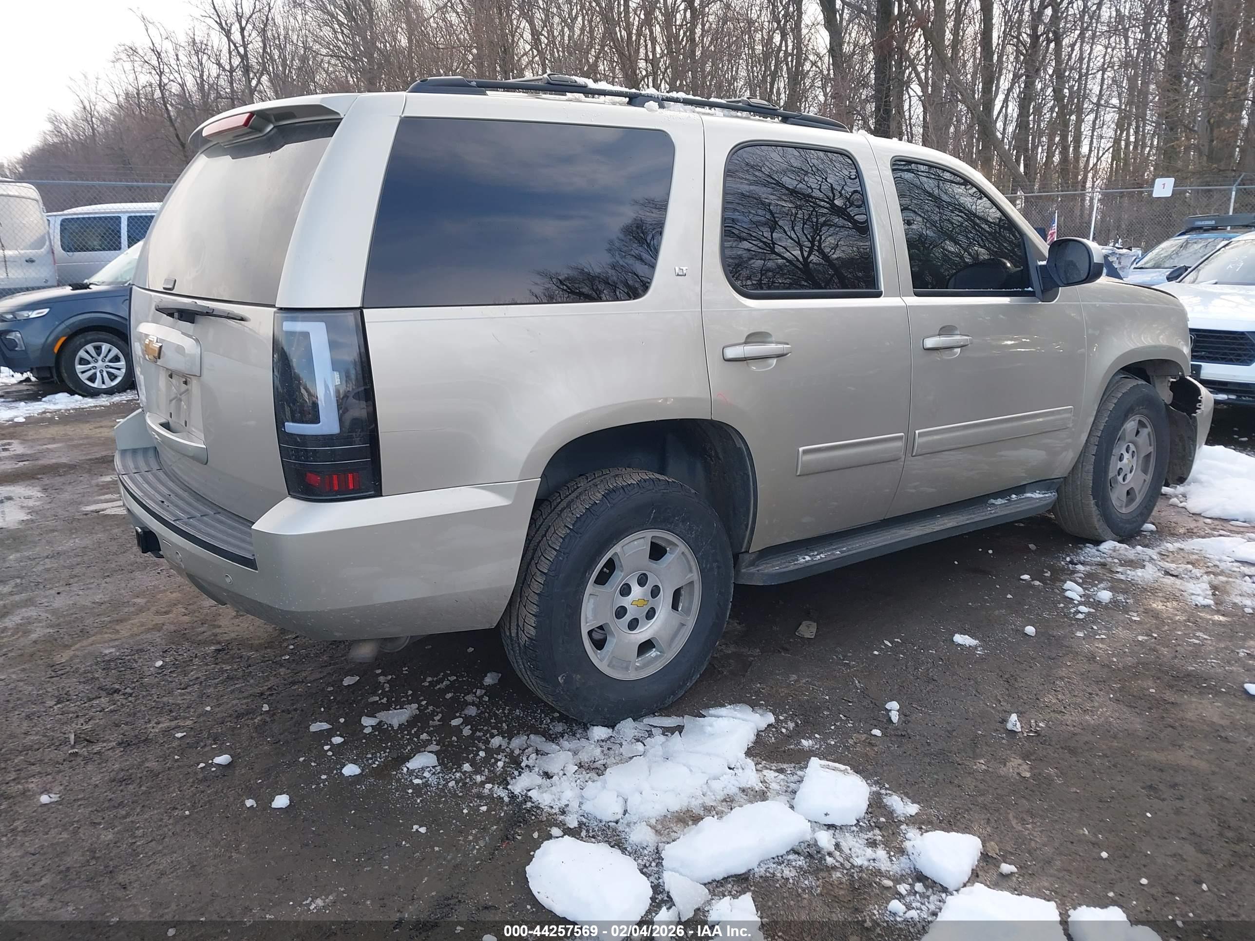 CHEVROLET TAHOE image 4