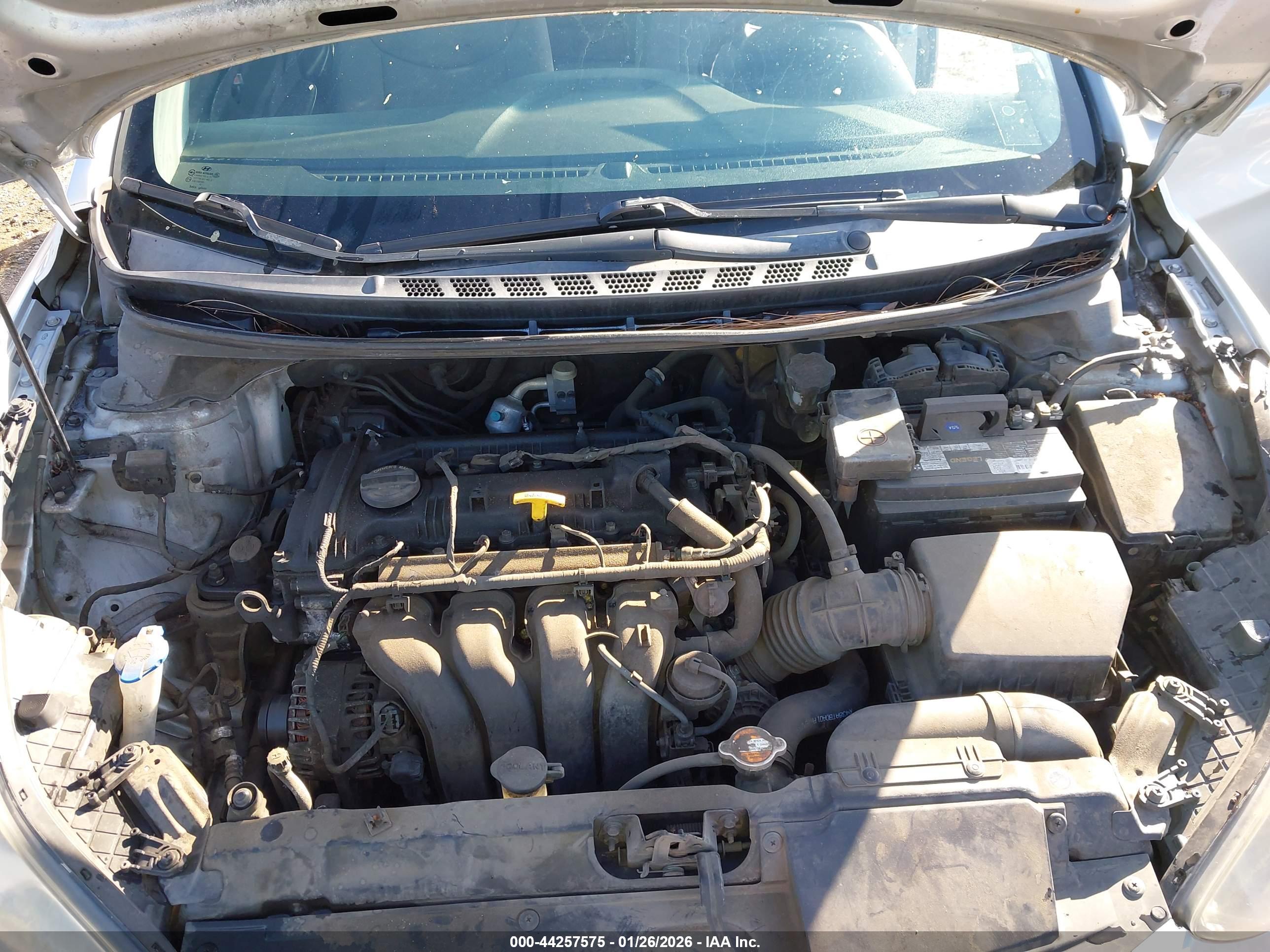 HYUNDAI ELANTRA image 10