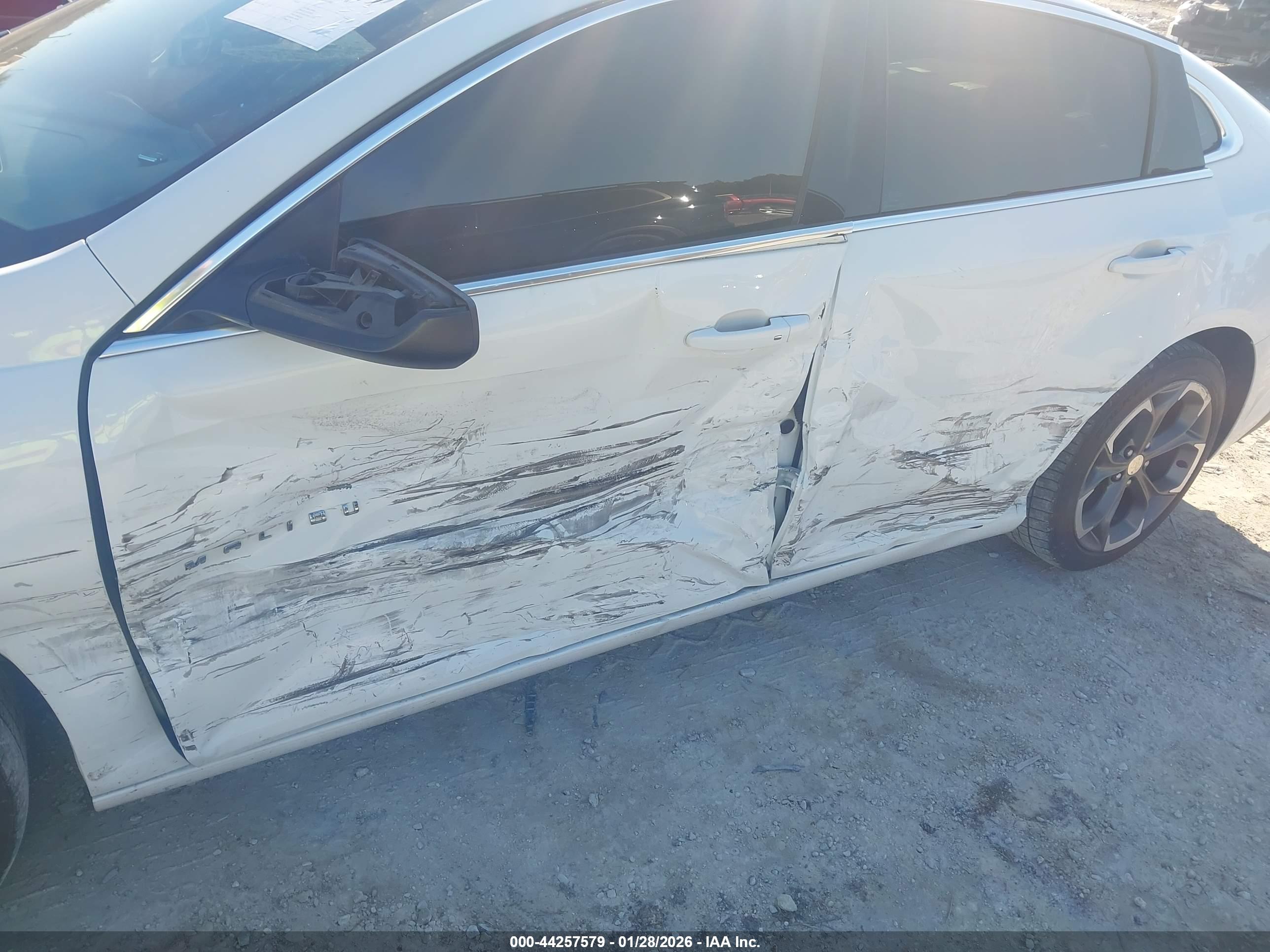 CHEVROLET MALIBU image 6