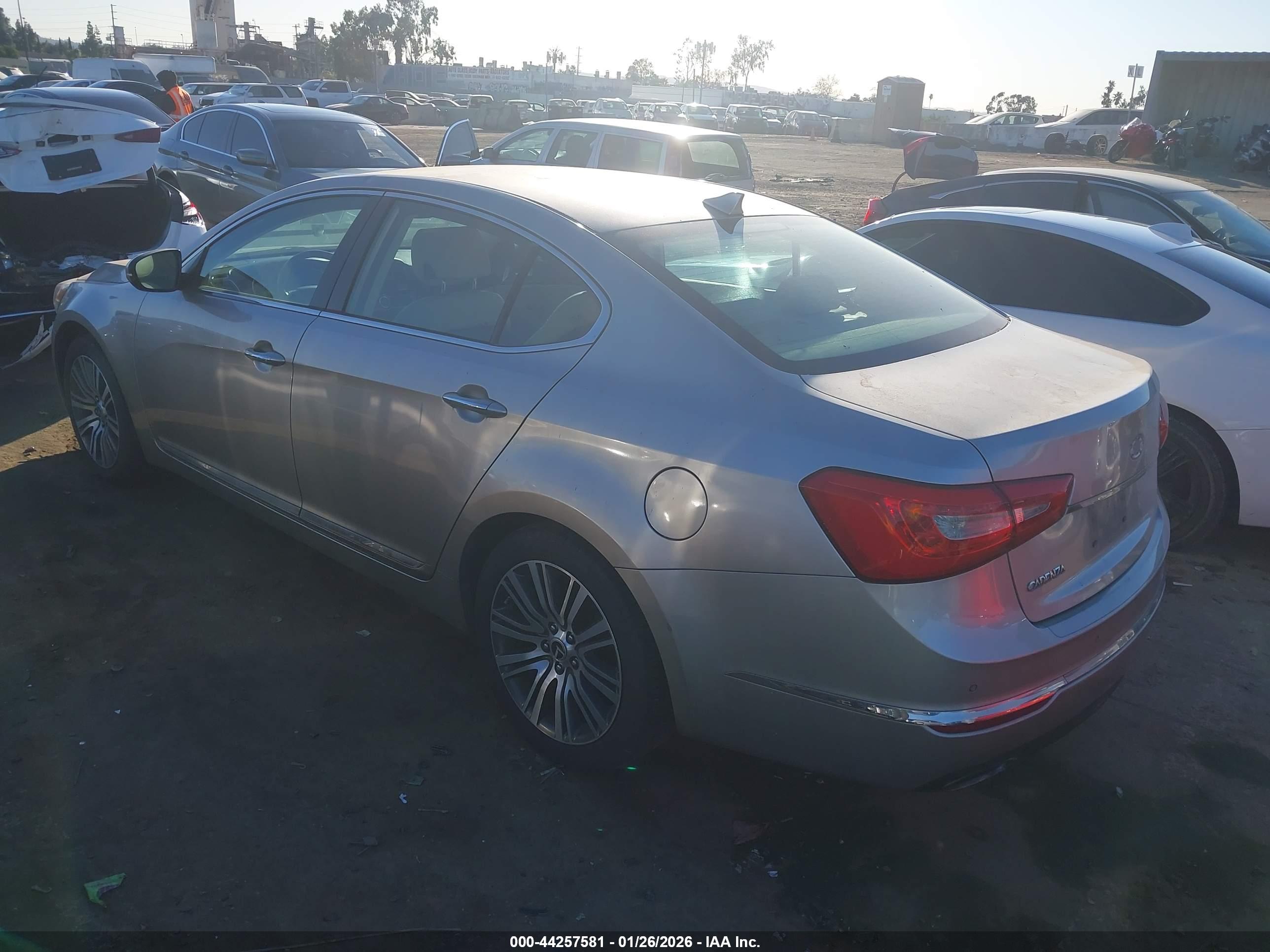 KIA CADENZA image 3