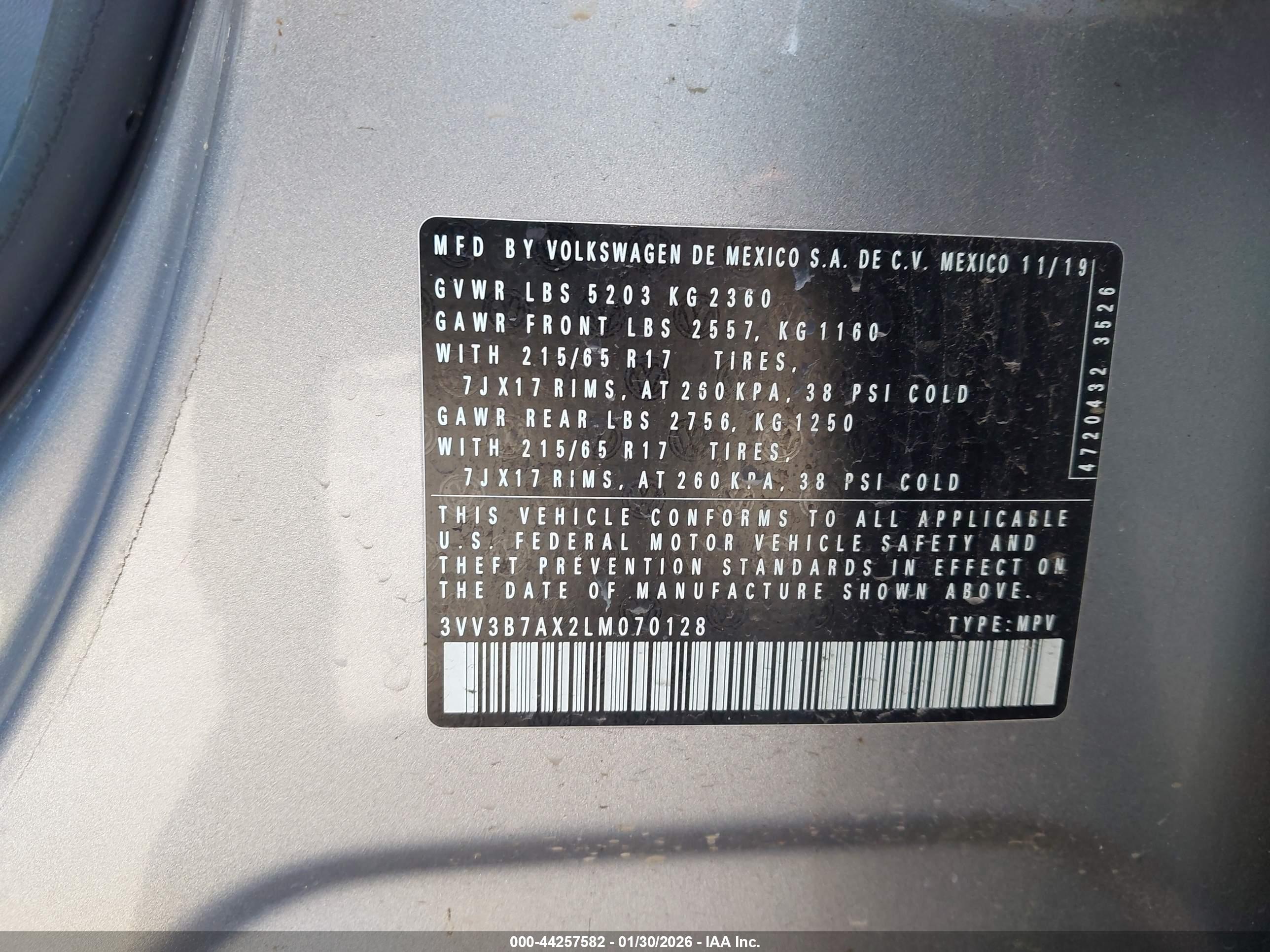 VOLKSWAGEN TIGUAN image 9