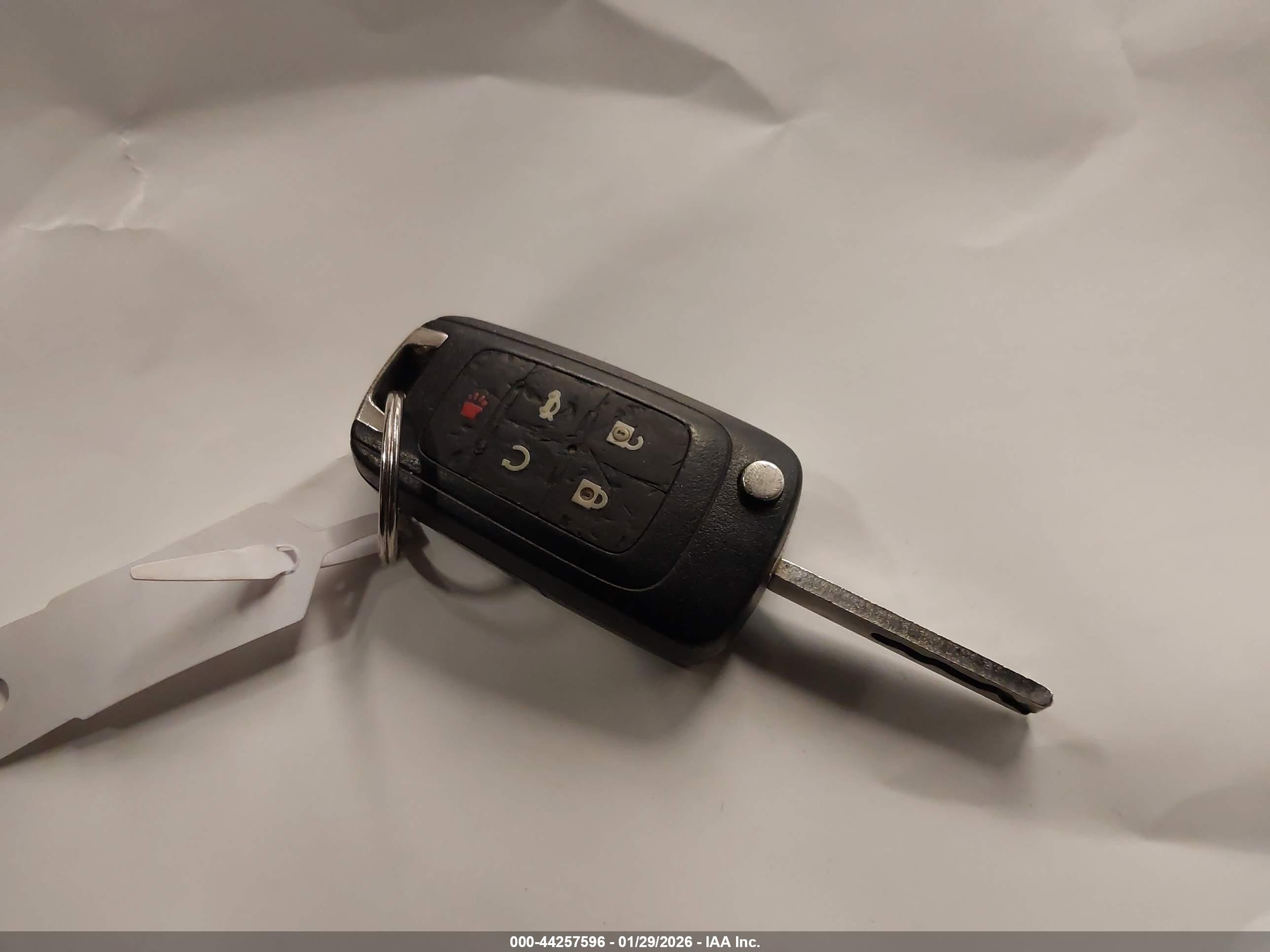 BUICK LACROSSE image 11