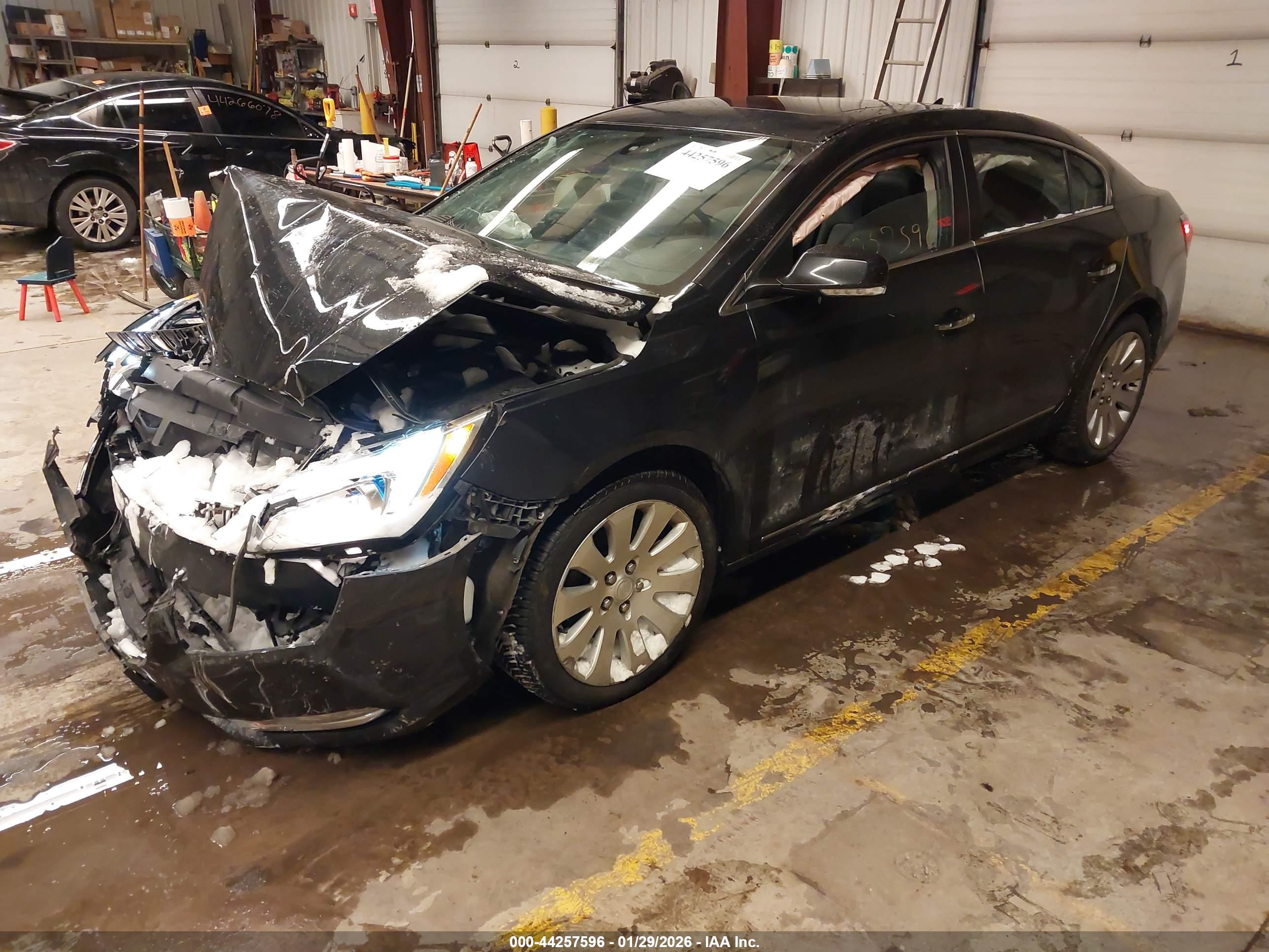 BUICK LACROSSE image 2