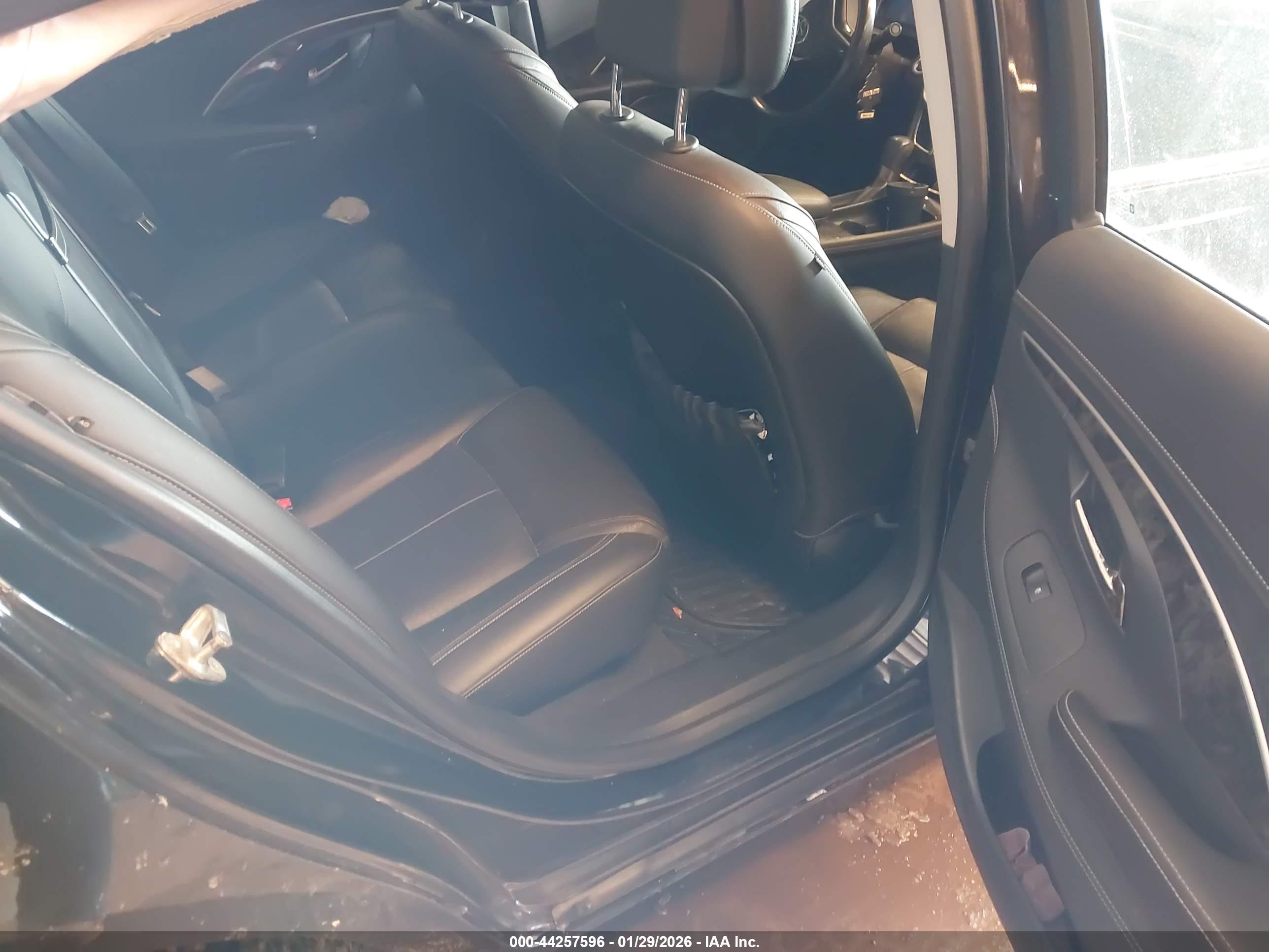 BUICK LACROSSE image 8