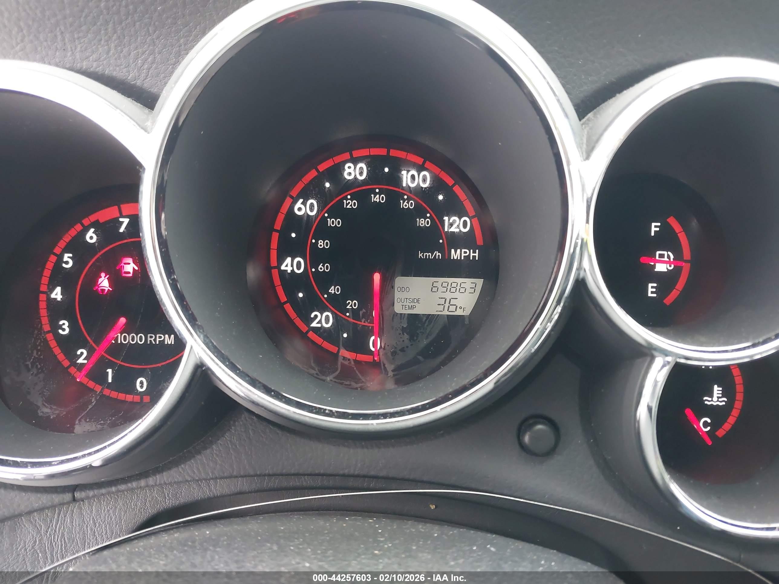 TOYOTA MATRIX image 7