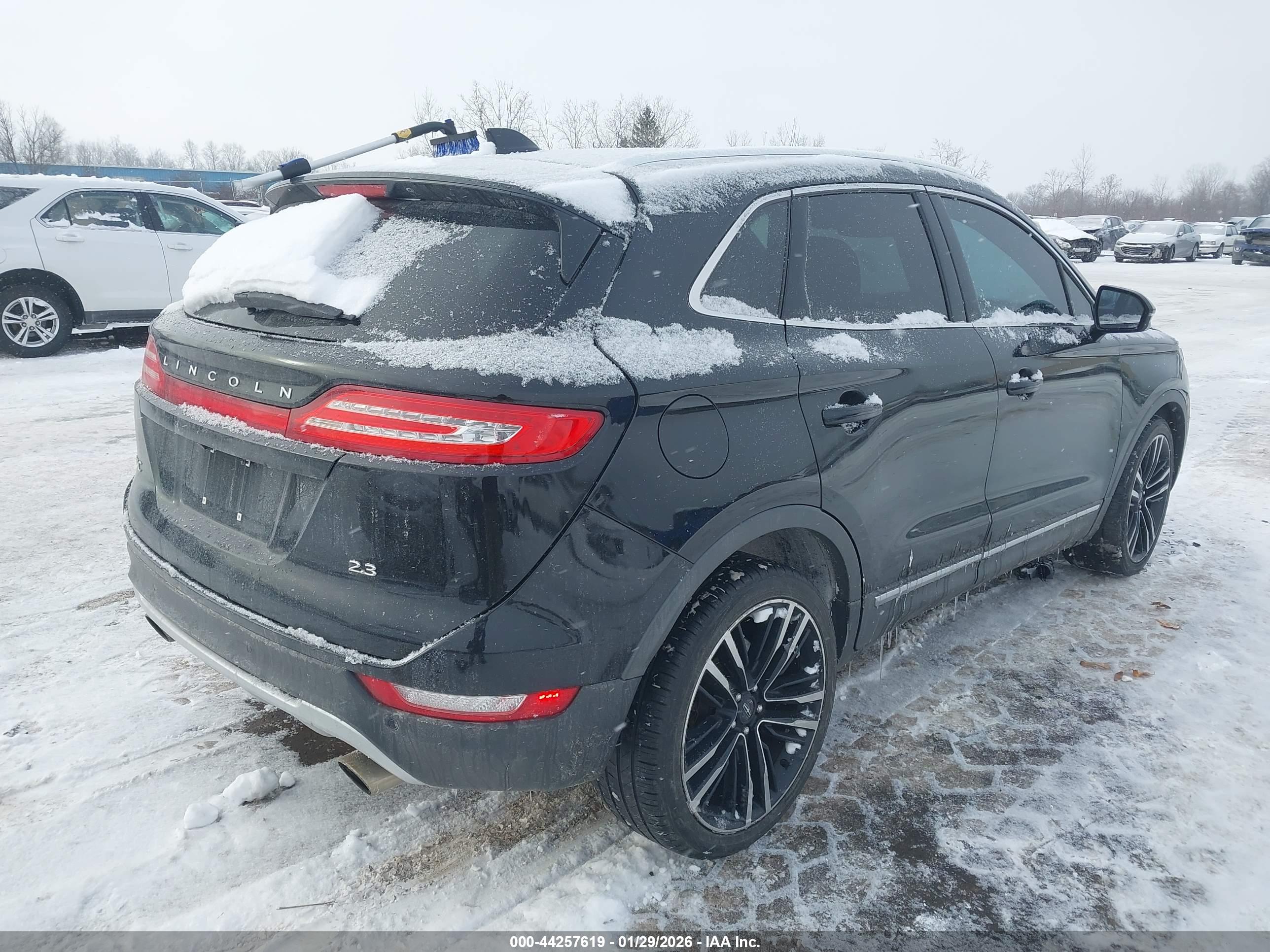 LINCOLN MKC image 4