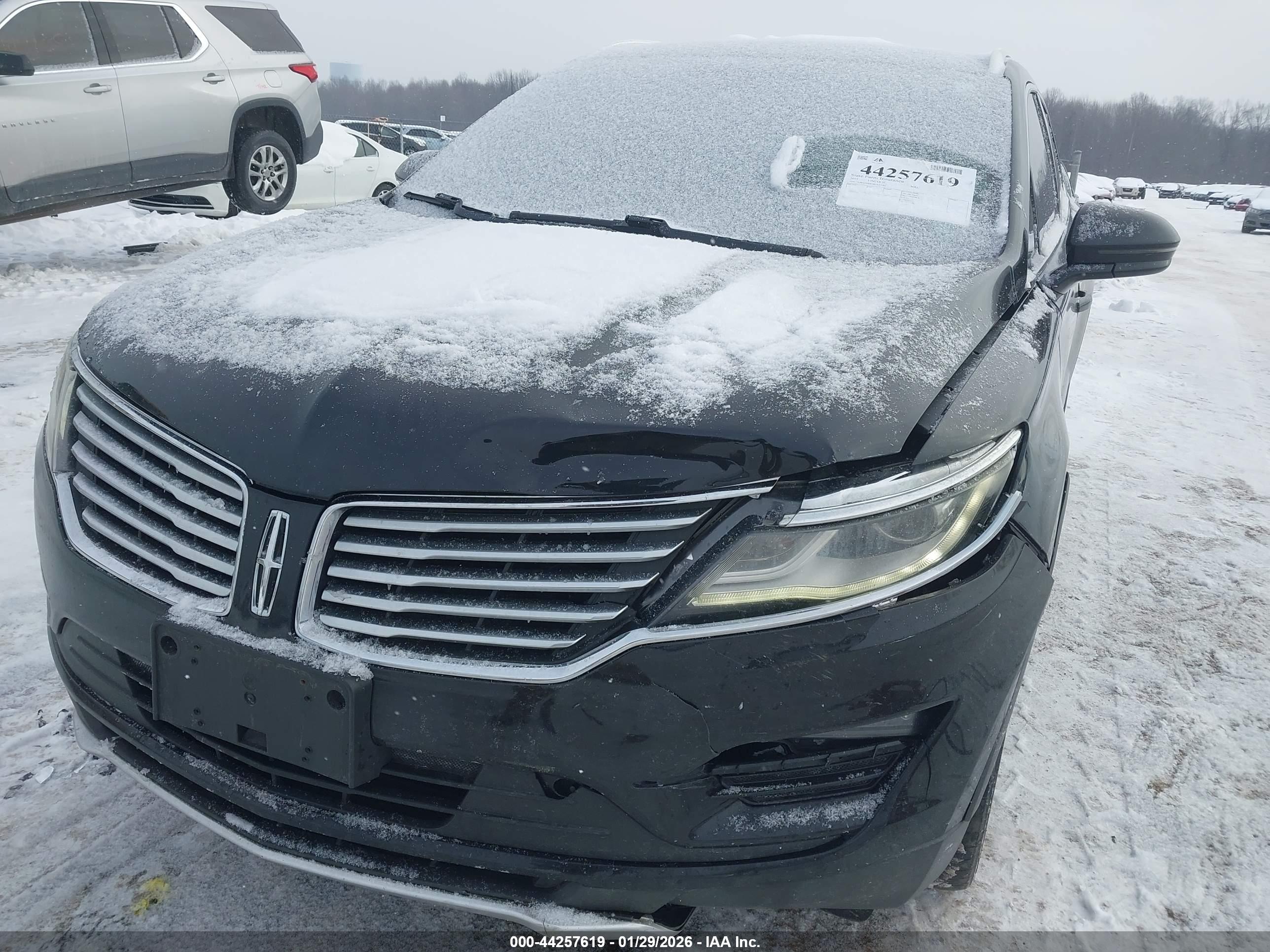 LINCOLN MKC image 6