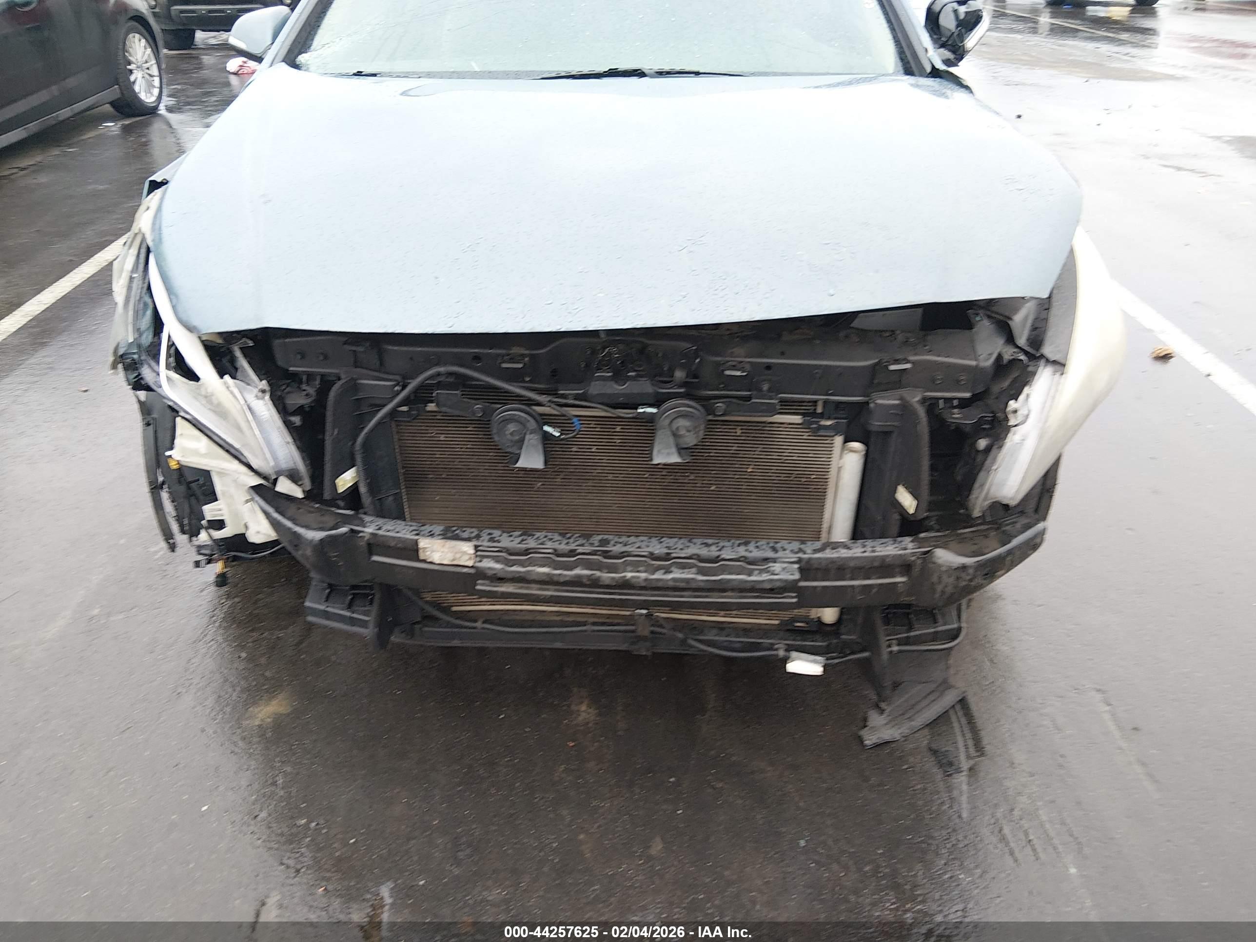HYUNDAI SONATA image 6