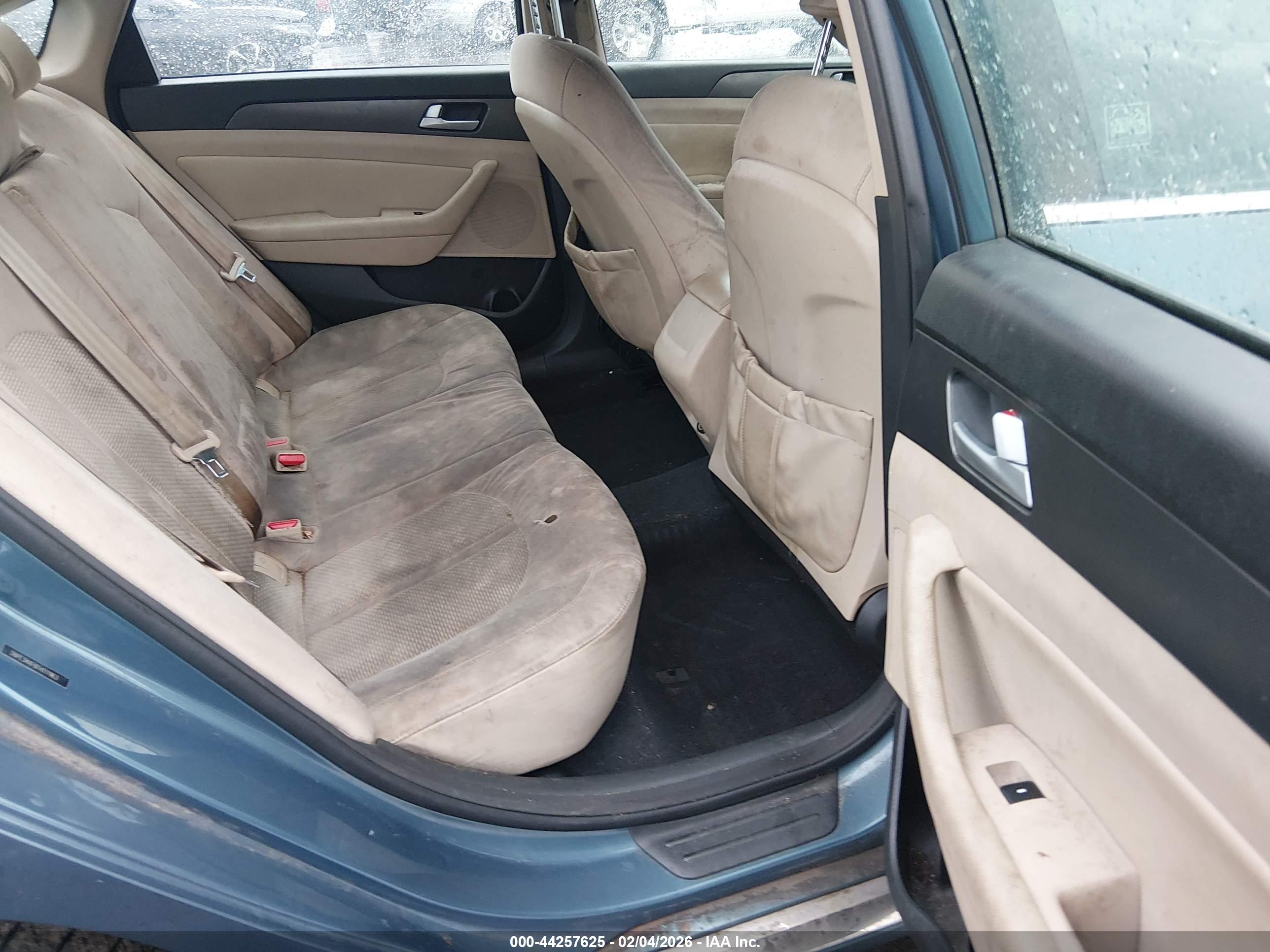 HYUNDAI SONATA image 8