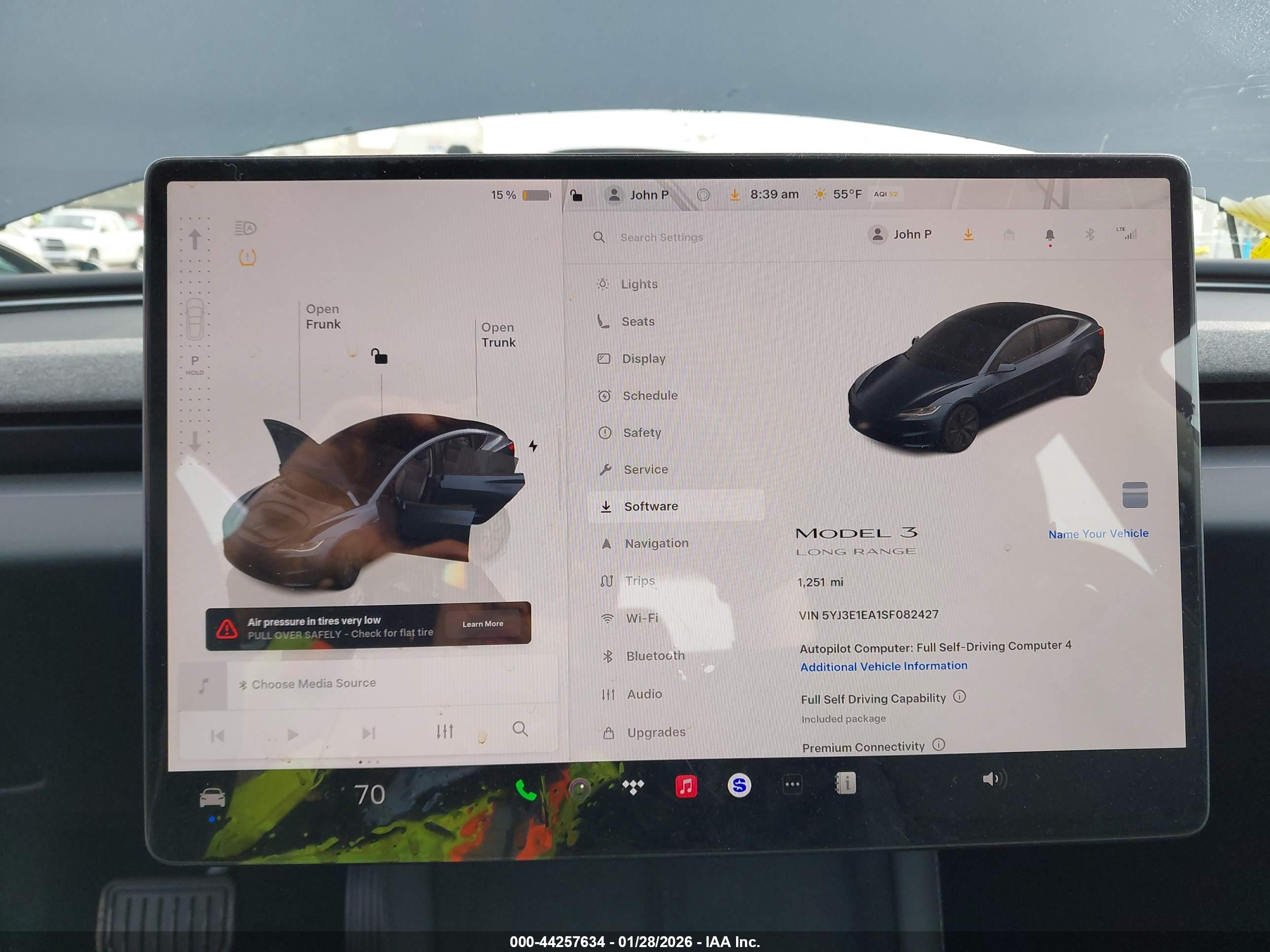 TESLA MODEL image 7