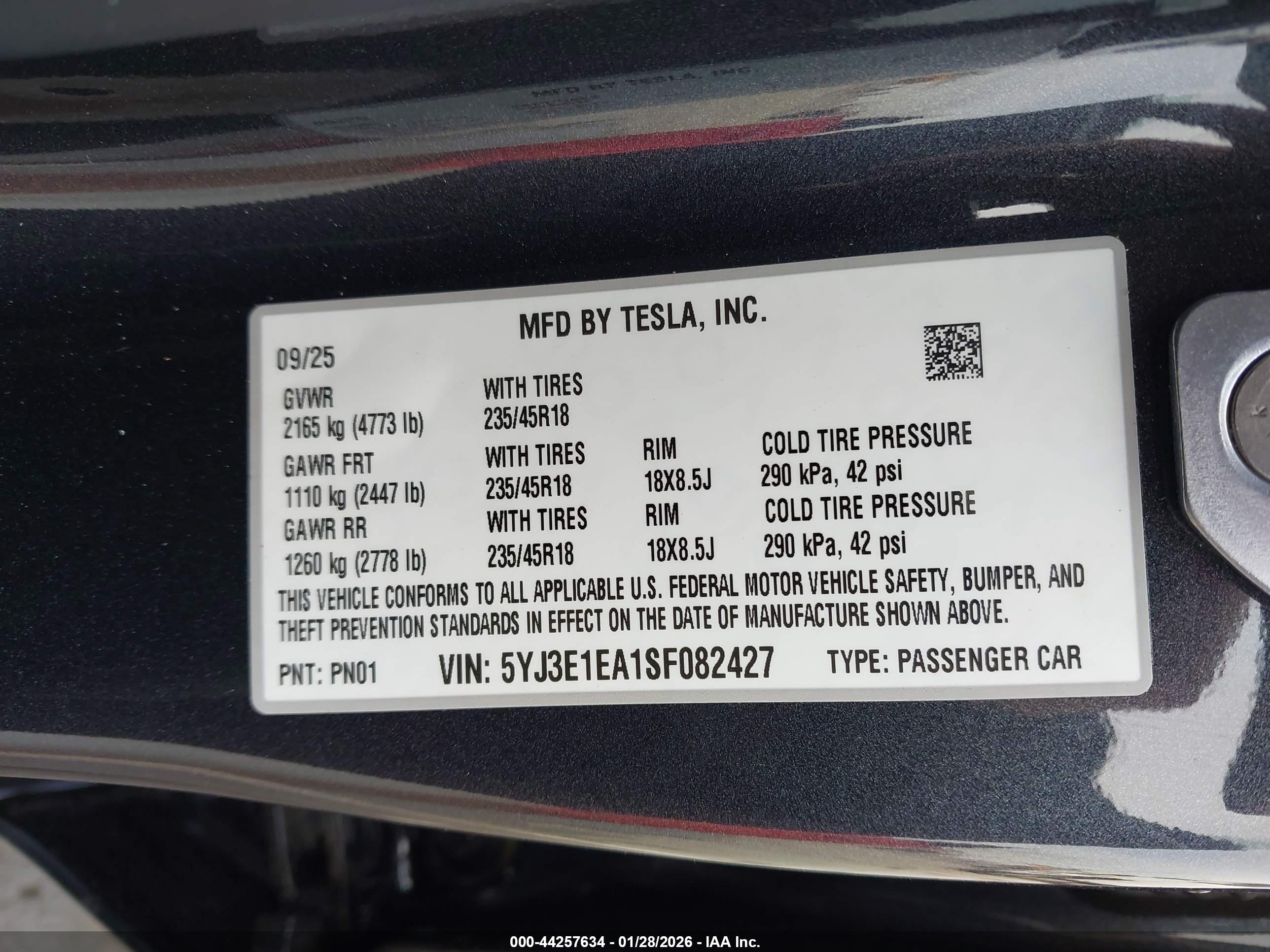 TESLA MODEL image 9
