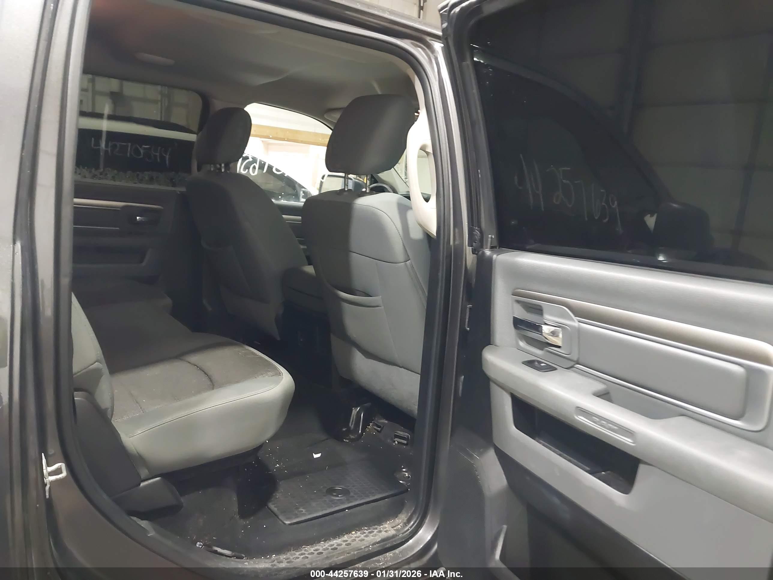 RAM 1500 image 8