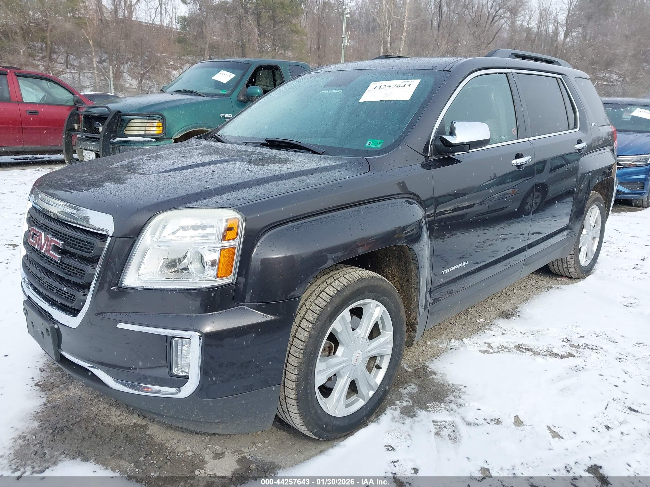 GMC TERRAIN image 2