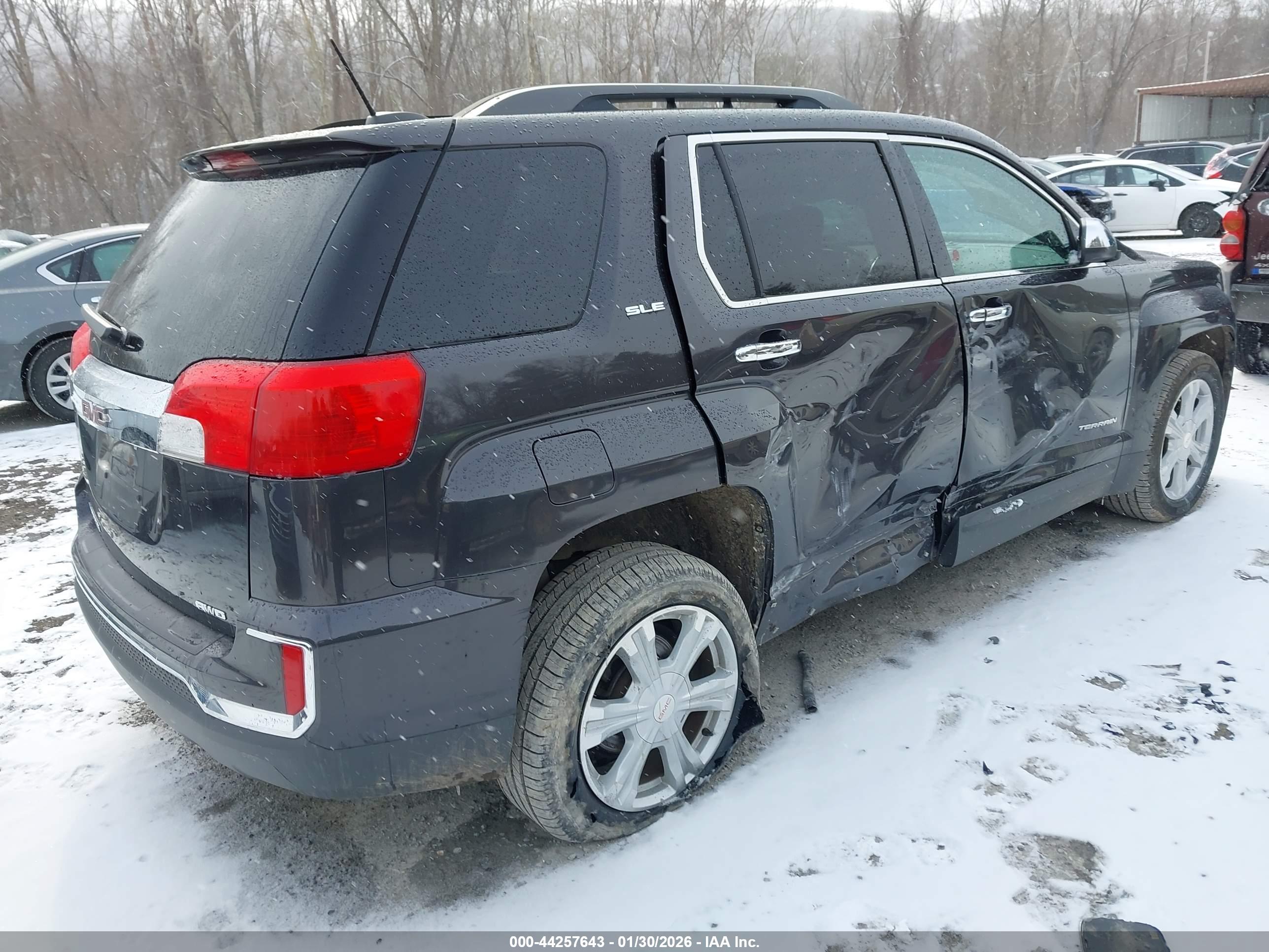 GMC TERRAIN image 4