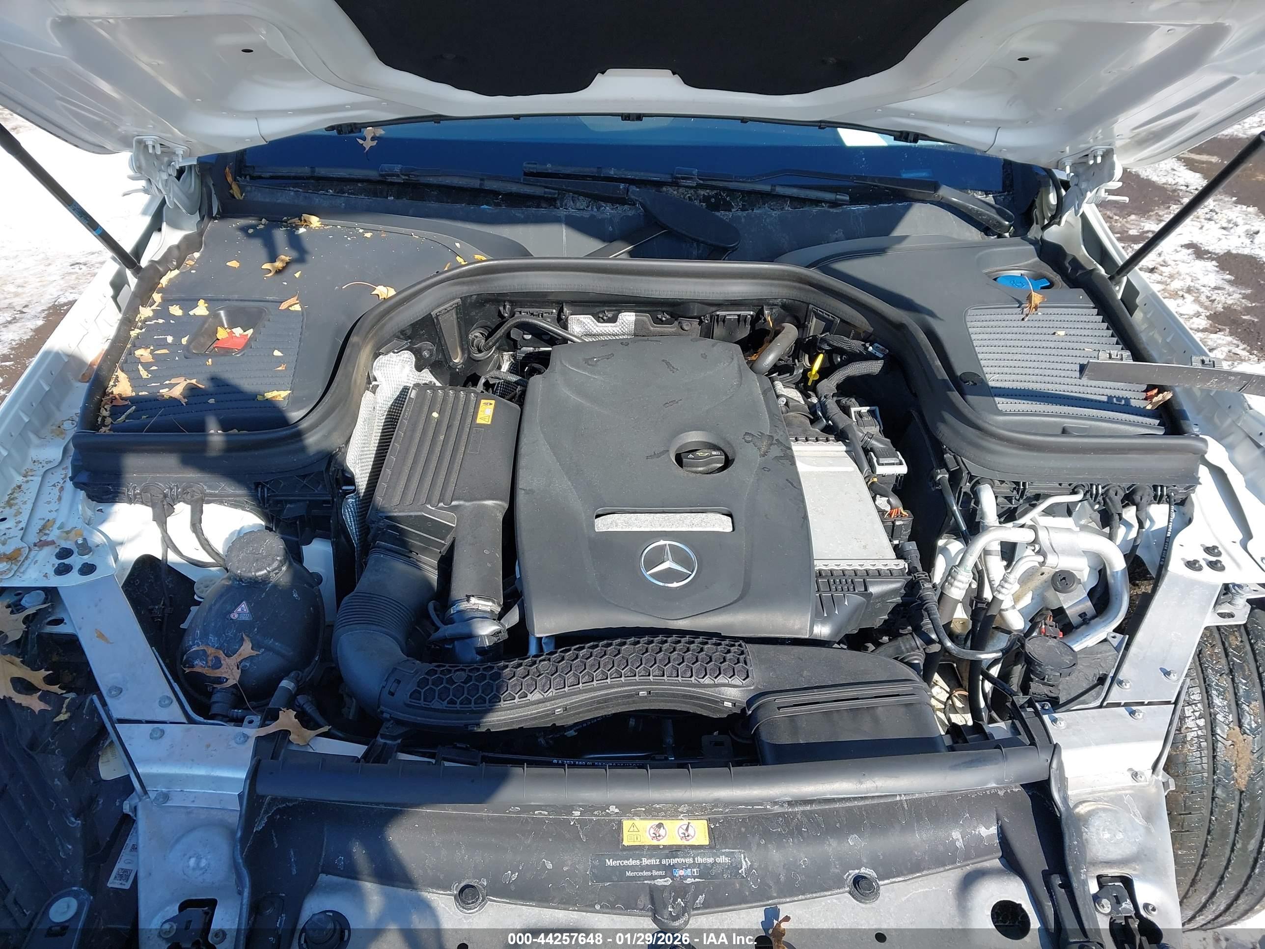 MERCEDES-BENZ GLC image 10