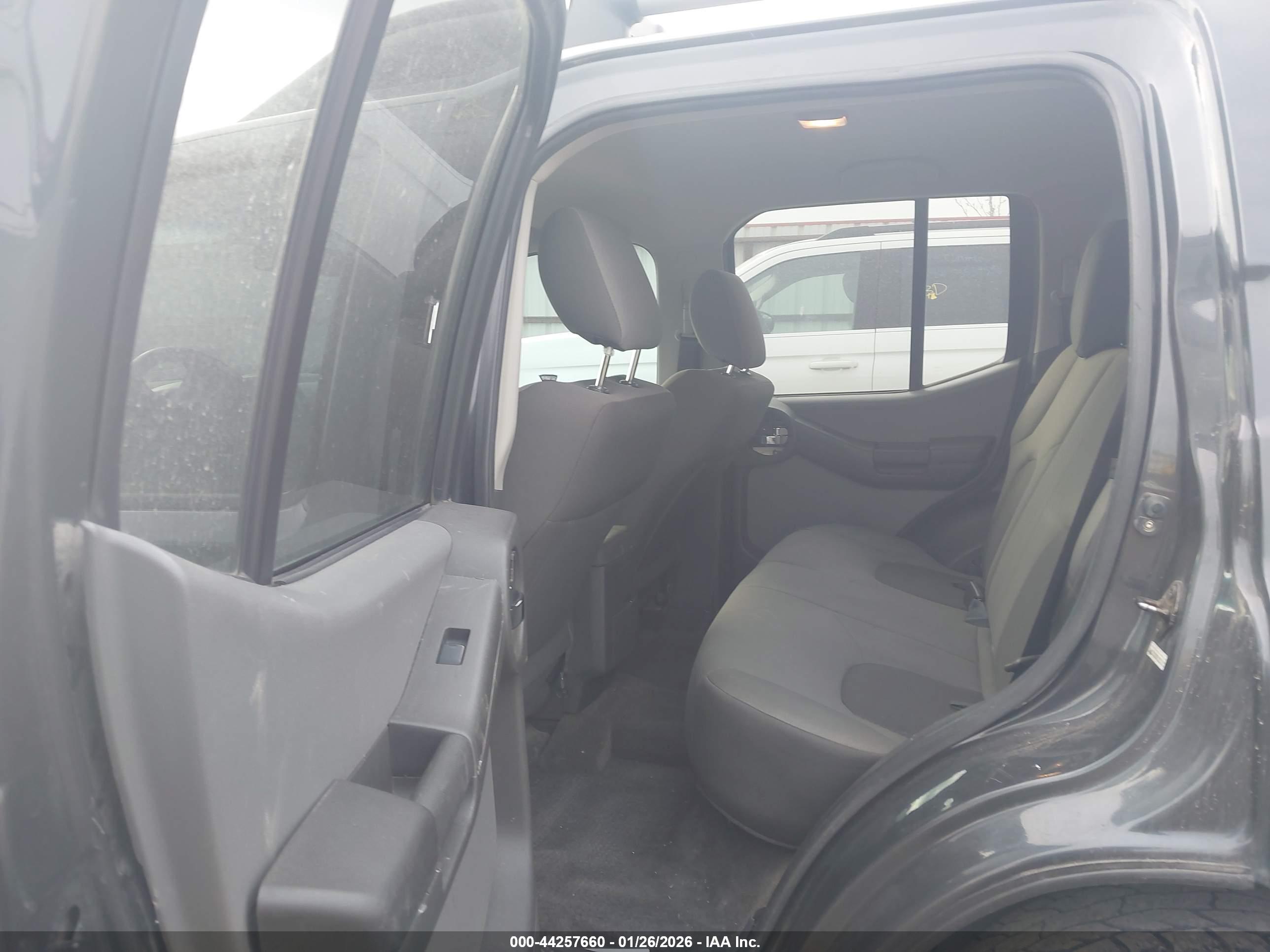 NISSAN XTERRA image 8
