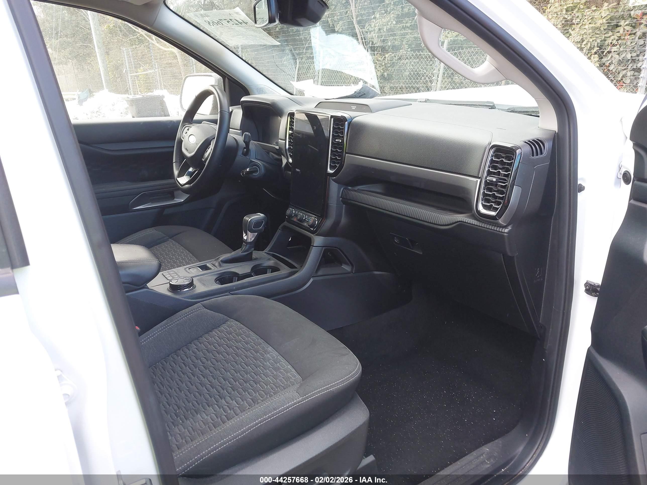 FORD RANGER image 5